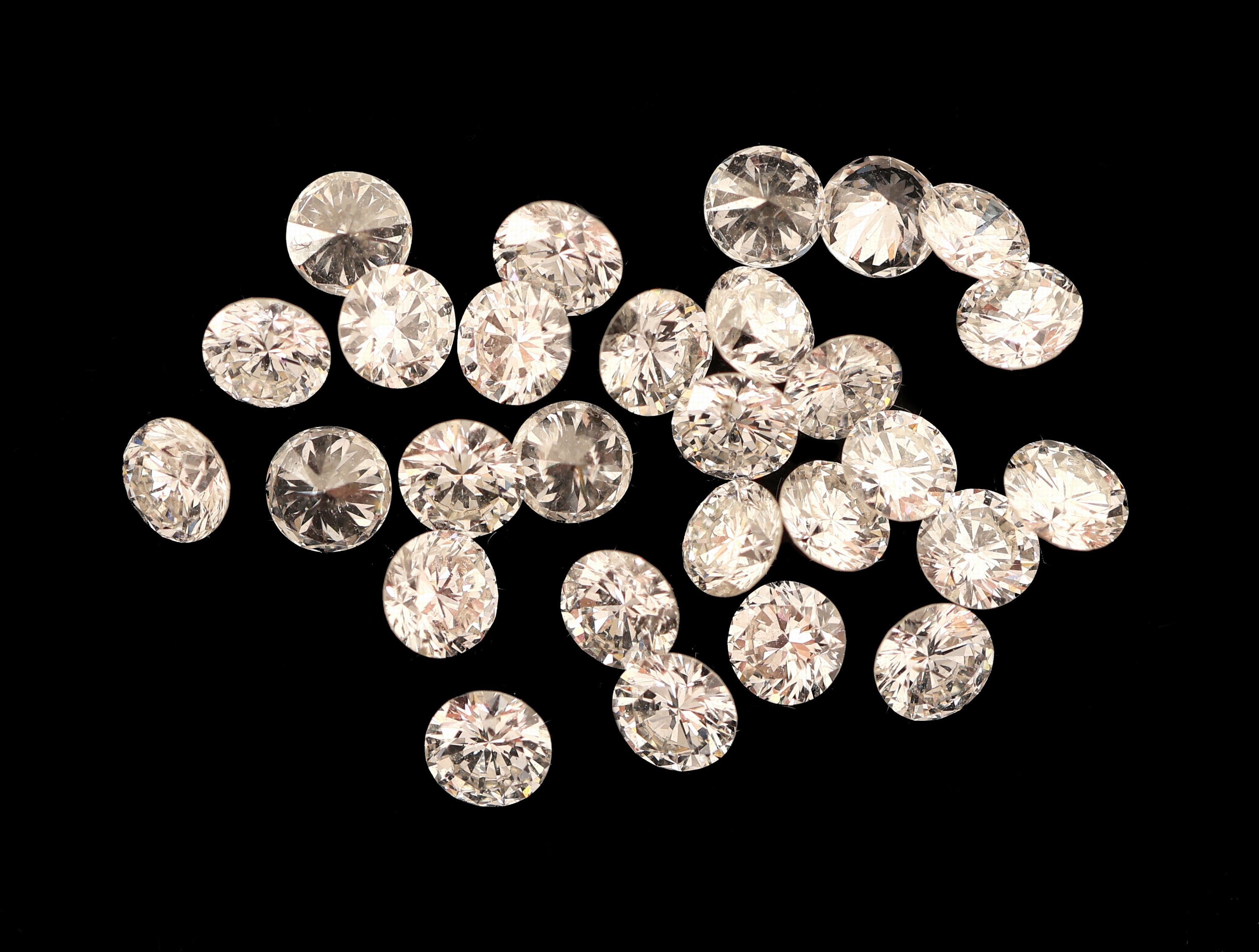 Image 27098756 - Lot 28 lose Brillanten zus. ca. 2.25 ct feines Weiß-Weiß/p Schätzpreis: 2000, - EUR