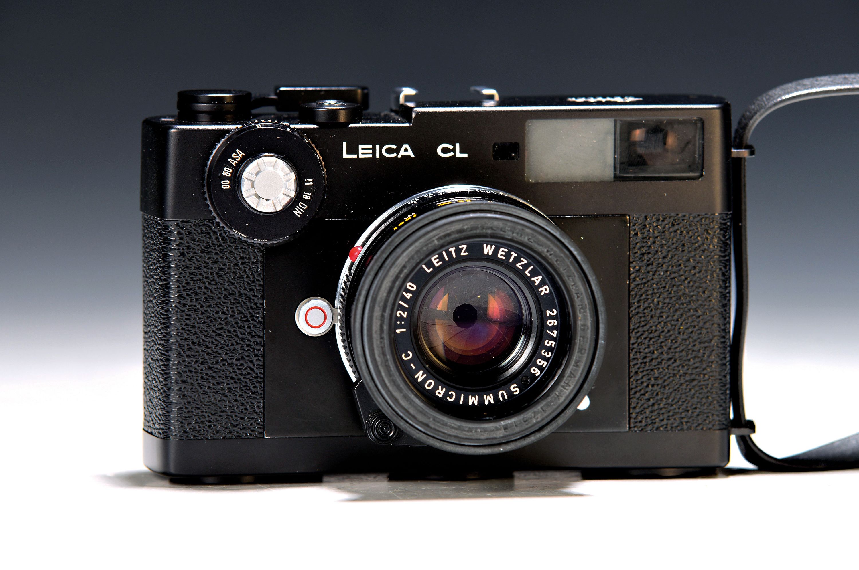 Image 27099199 - Leica CL, Bj. 1973-74, Seriennr. 1309980, mit Leitz Summicron-C 1:2 40mm, in schwarzer ...