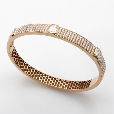 Image 27099401 - Armreif mit Diamanten und Brillanten, RG 750/000, Brill. zus. ca. 2.15 ct u. Diam. im ...
