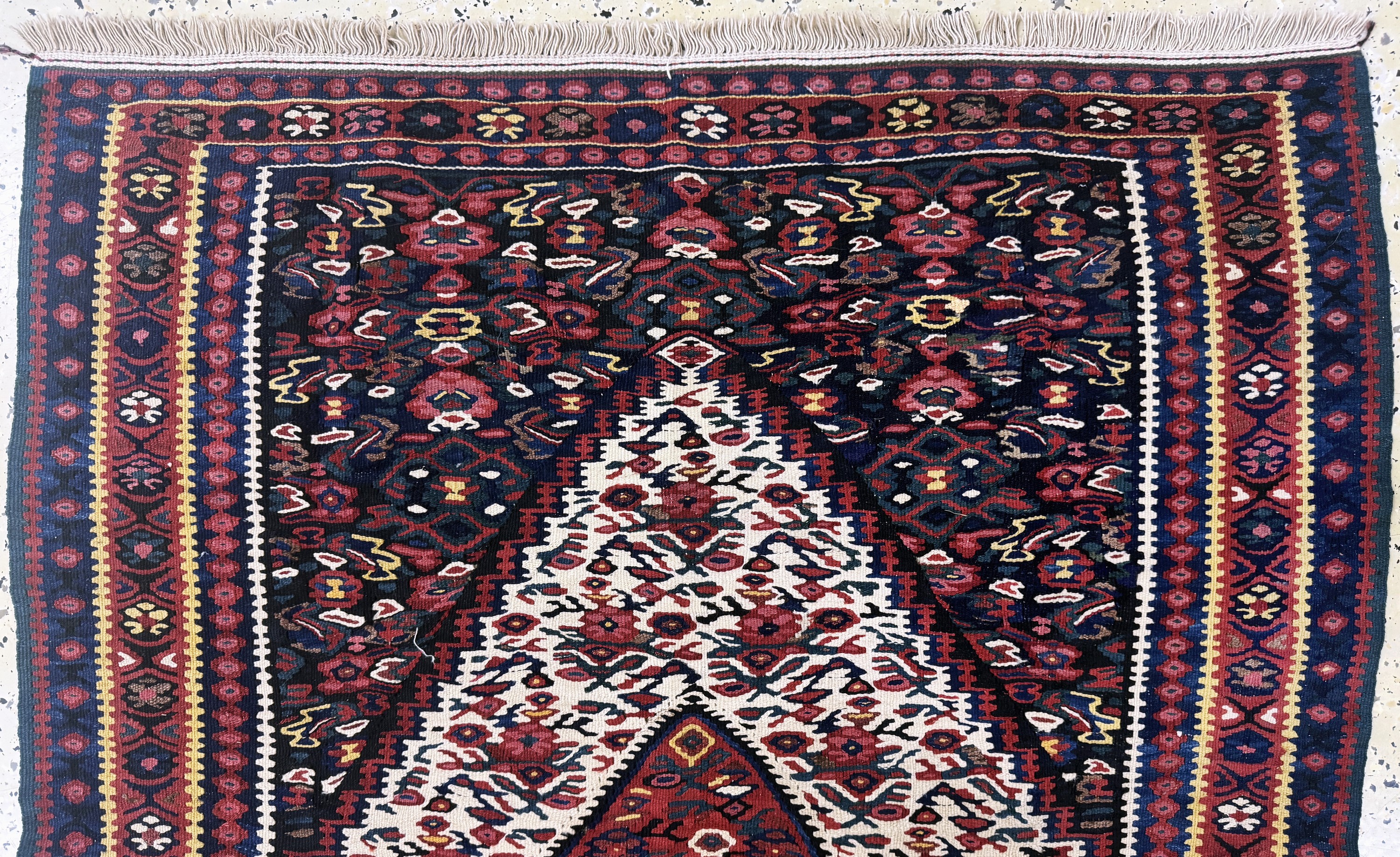 Detail a: Senneh Kelim, Persien, Mitte 20.Jhd., Wolleauf Baumwolle, ca. 150 x 104 cm, EHZ: 2