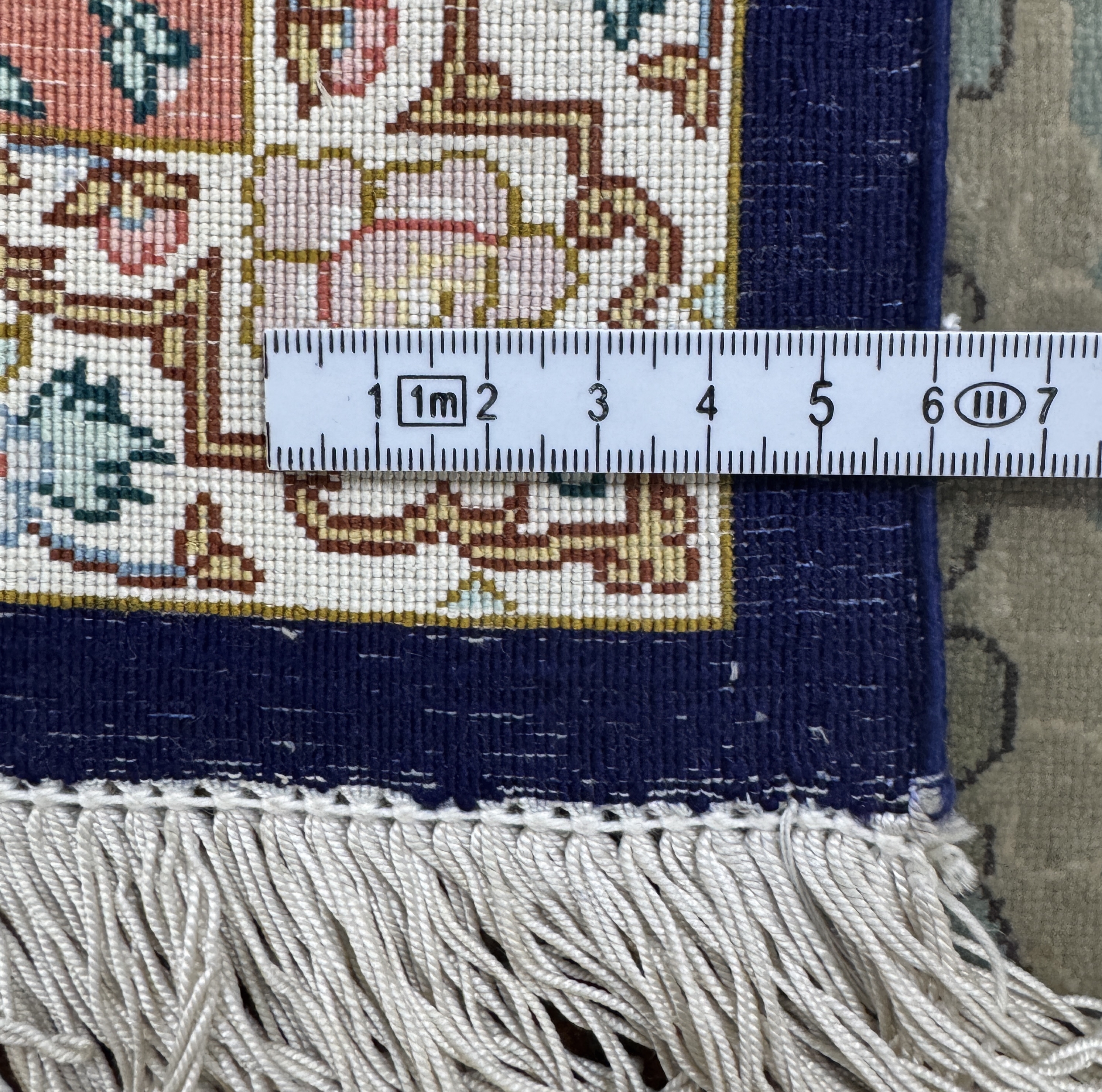 Detail g: Ghom Seide fein signiert, Persien, Ende 20.Jhd, reine Naturseide, ca. 147 x 98 cm, ca.1,0 Mio. Kn/qm, EHZ: 2