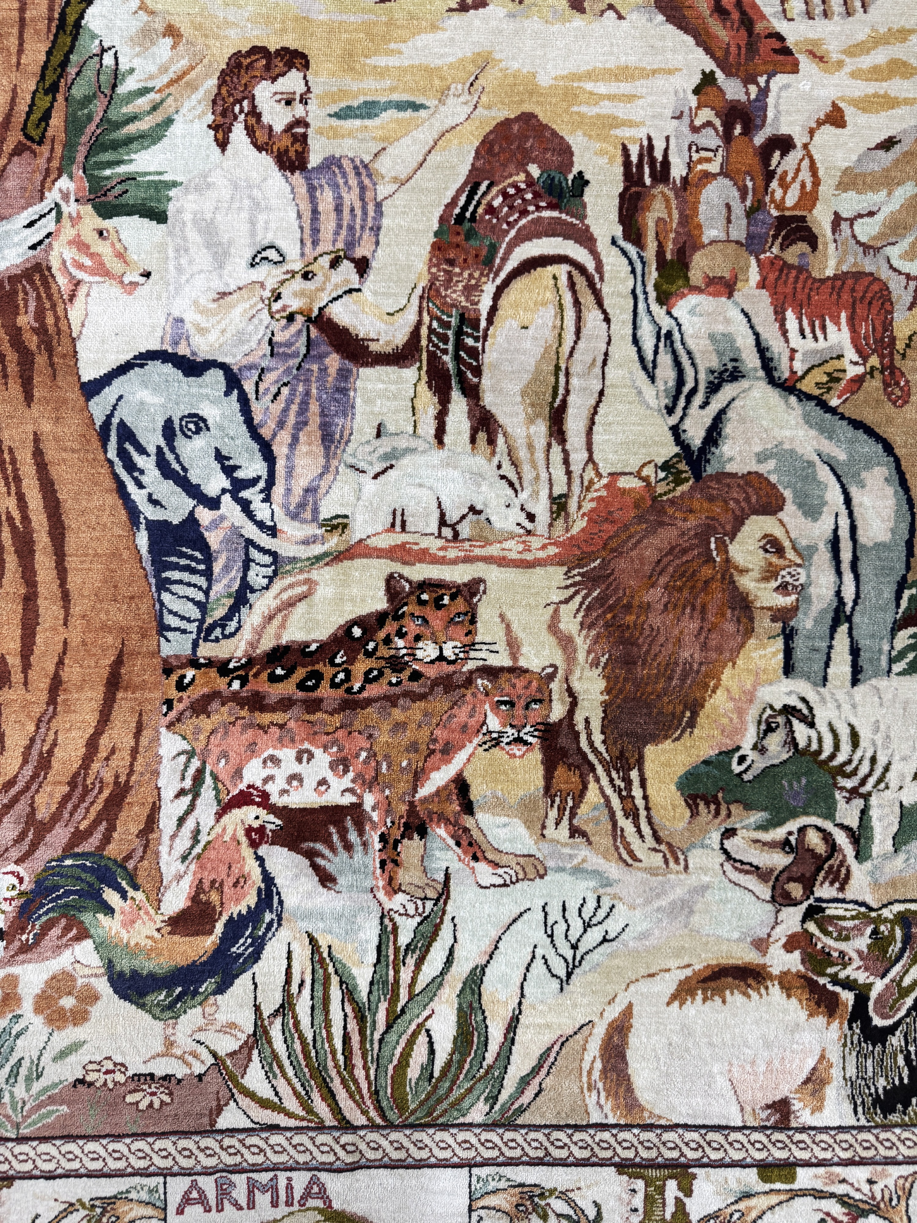 Detail e: Ghom Seide fein Persien, "Arche Noah"signiert, Ende 20.Jhd, reine Naturseide, ca. 150 x 103 cm, ca. 1,0 Mio. Kn/qm, EHZ: 2