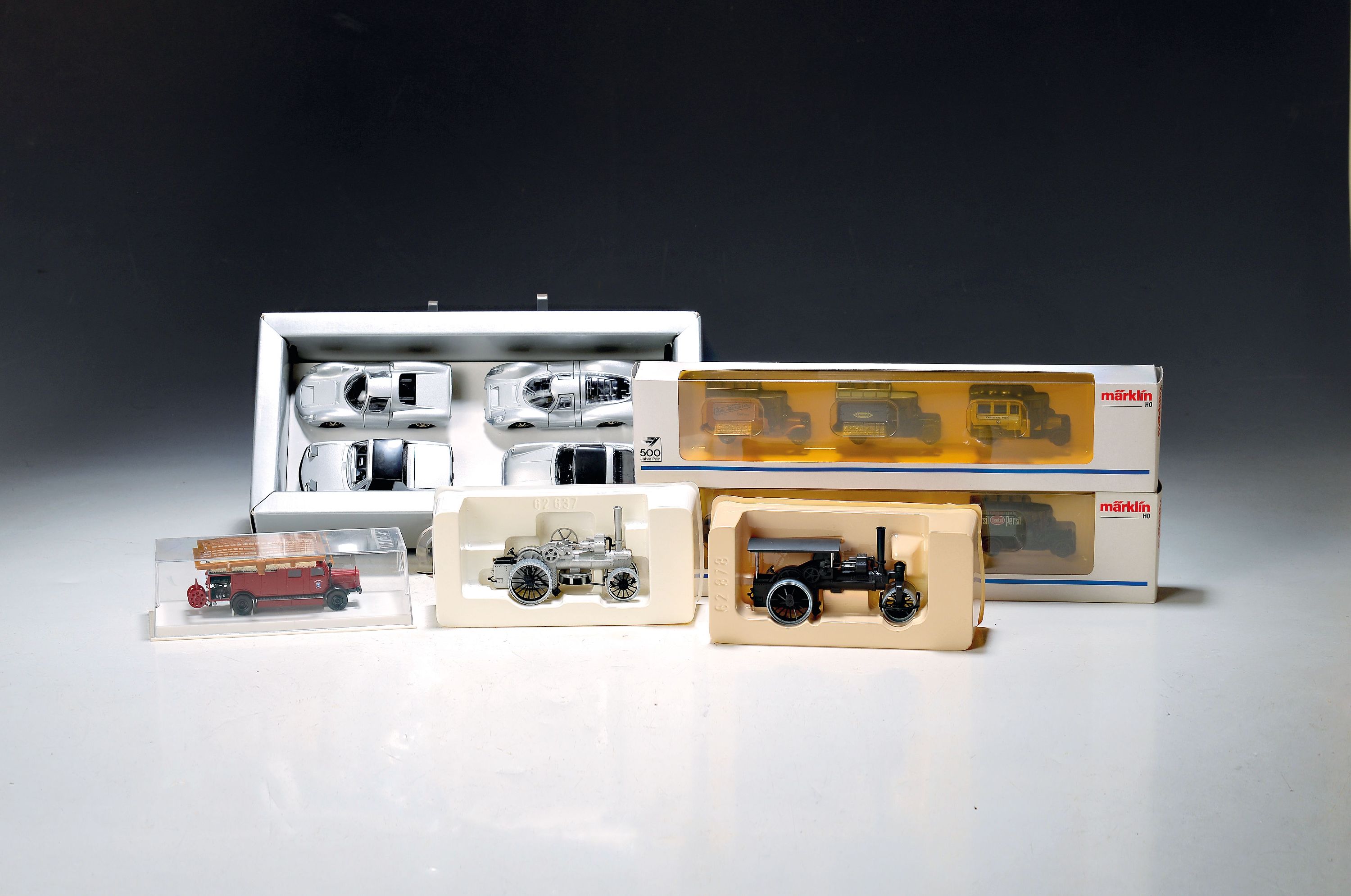 Image 27100914 - Konvolut Modellfahrzeuge: Märklin, Spur H0, Schienenbus Micheline 3124; Set Replik ...