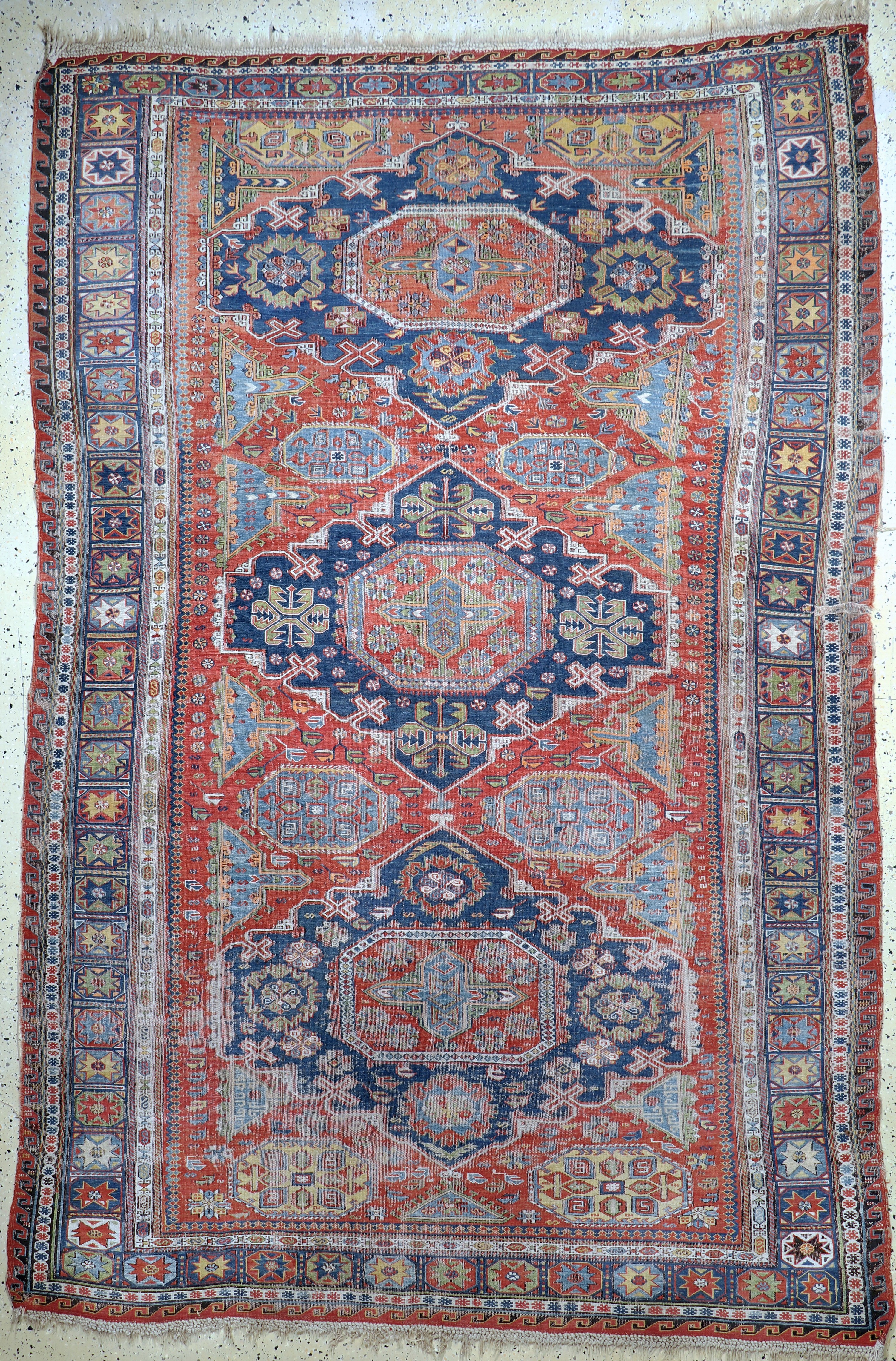 Image 27101044 - Antiker Sumakh, Kaukasus, 19.Jhd, Wolle aufWolle, ca. 320 x 210 cm, EHZ: 3-4 ...
