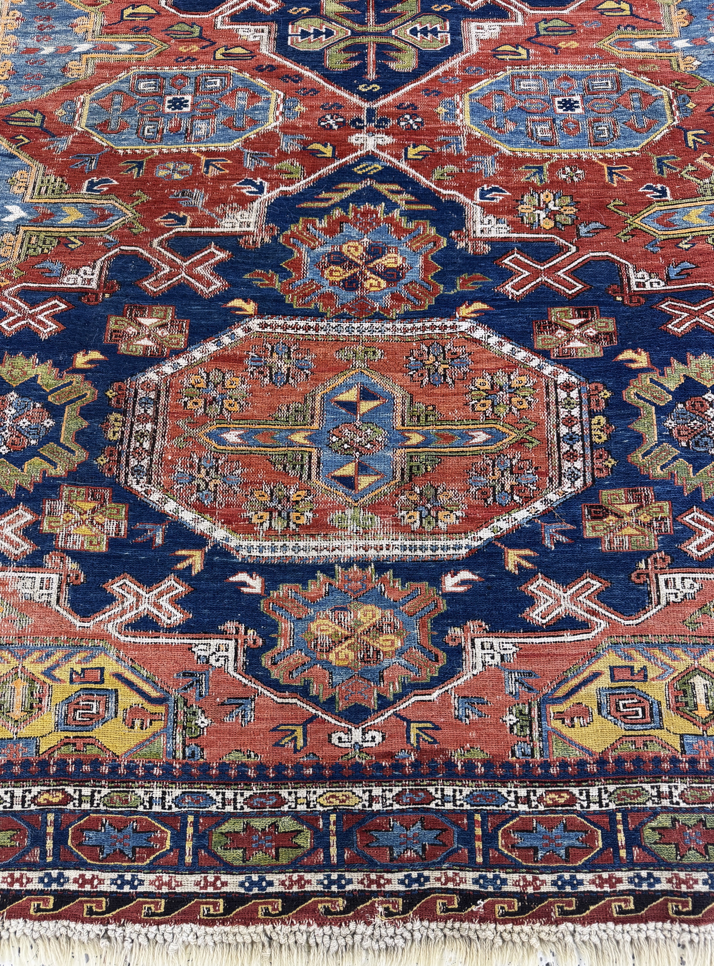 Detail f: Antiker Sumakh, Kaukasus, 19.Jhd, Wolle aufWolle, ca. 320 x 210 cm, EHZ: 3-4