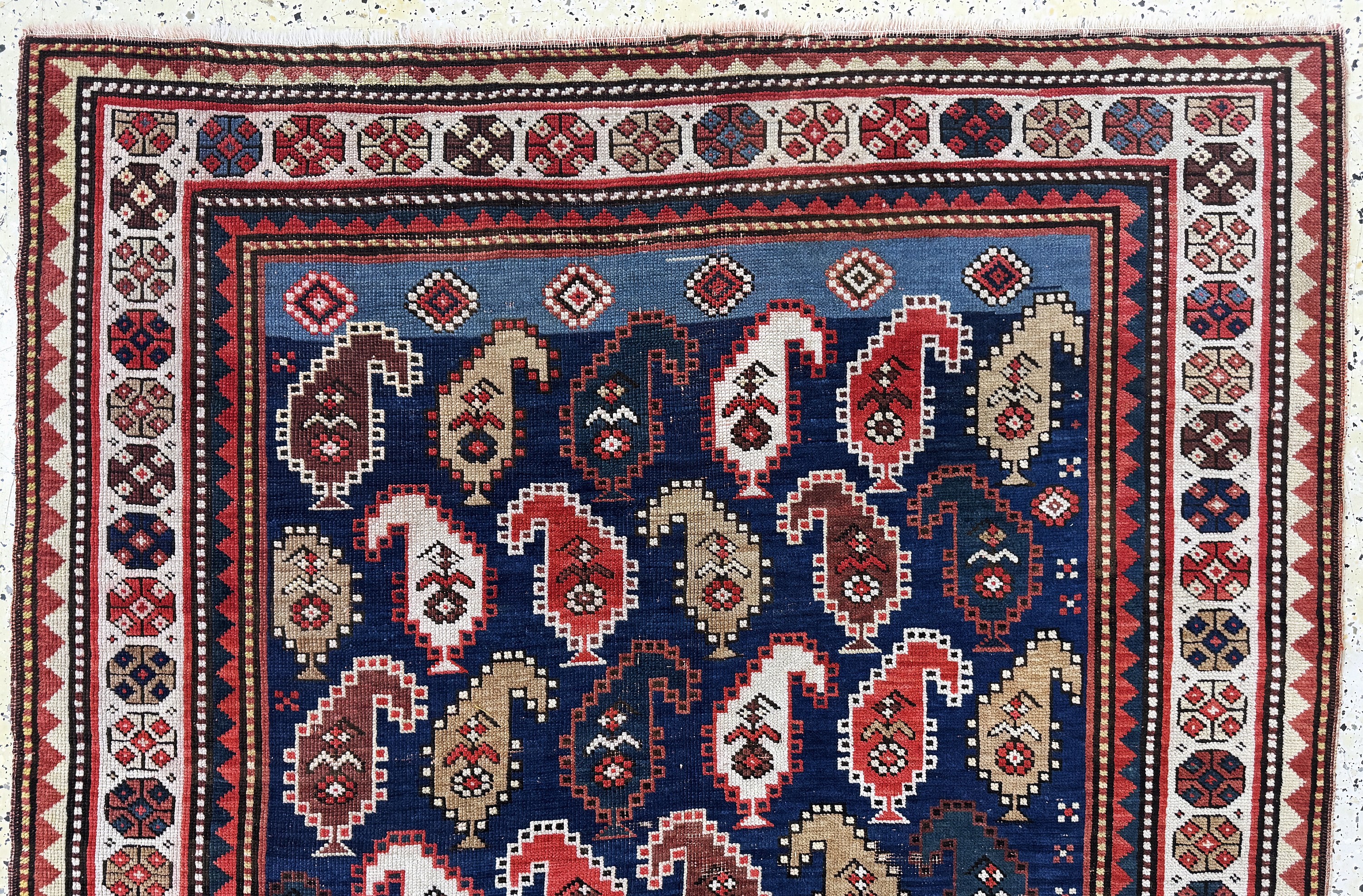 Detail a: Antiker Kazak, Kaukasus, um 1900, Wolle aufWolle, ca. 288 x 144 cm, EHZ: 3