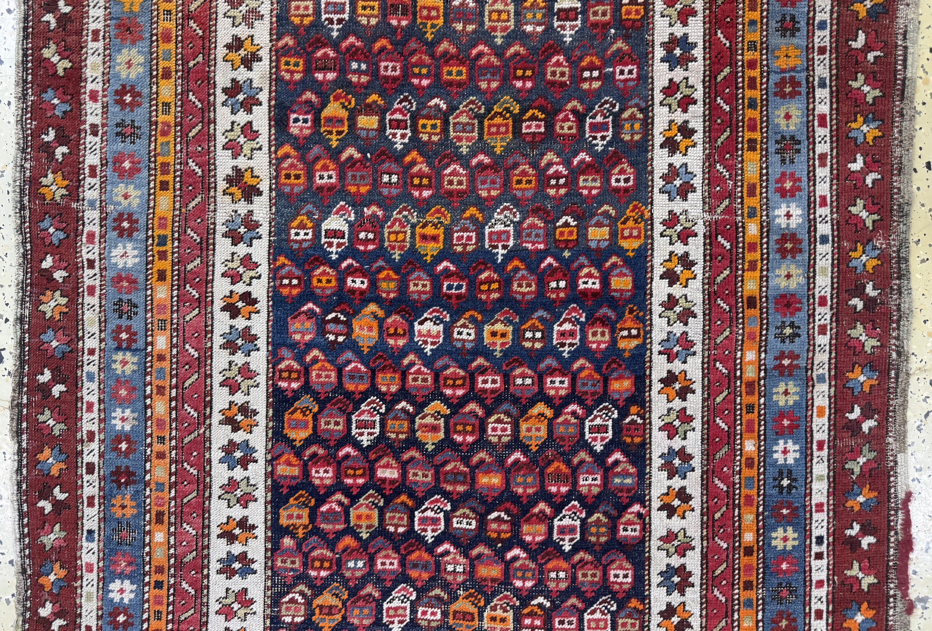 Detail b: Antiker Kazak, Kaukasus, 19.Jhd, Wolle auf Wolle, ca. 224 x 98 cm, EHZ: 3-4