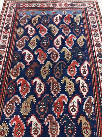 27101046d - Antiker Kazak, Kaukasus, um 1900, Wolle aufWolle, ca. 288 x 144 cm, EHZ: 3 ...