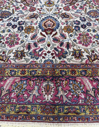 27101055h - Kerman Lawar, Persien, Anfang 20.Jhd, Wolleauf Baumwolle, ca. 355 x 270 cm, EHZ: 3 ...
