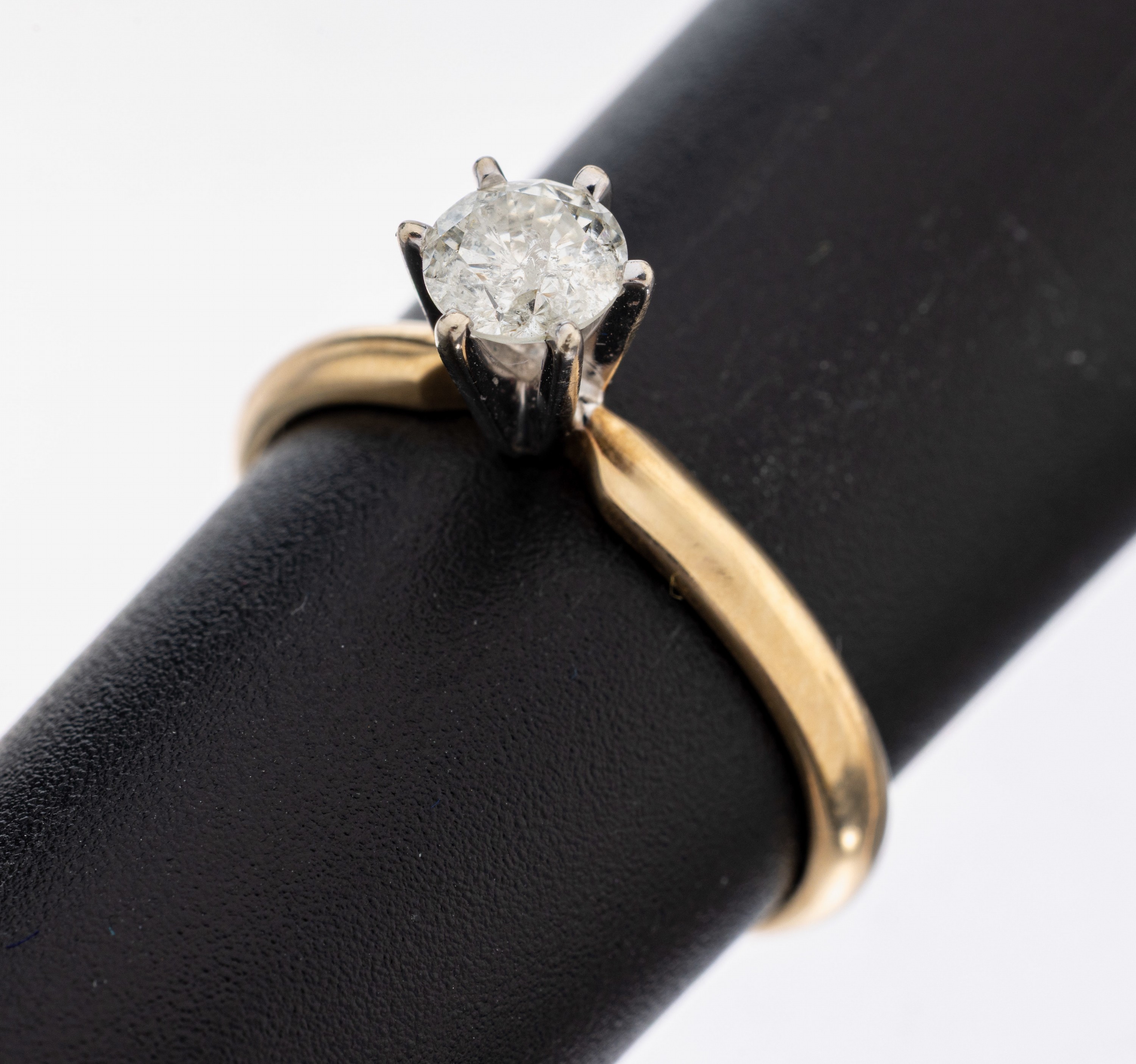 Image 27101321 - 14 kt gold brilliant-ring , YG/WG 585/000, in WG set brilliant approx. 0.48 ct ...