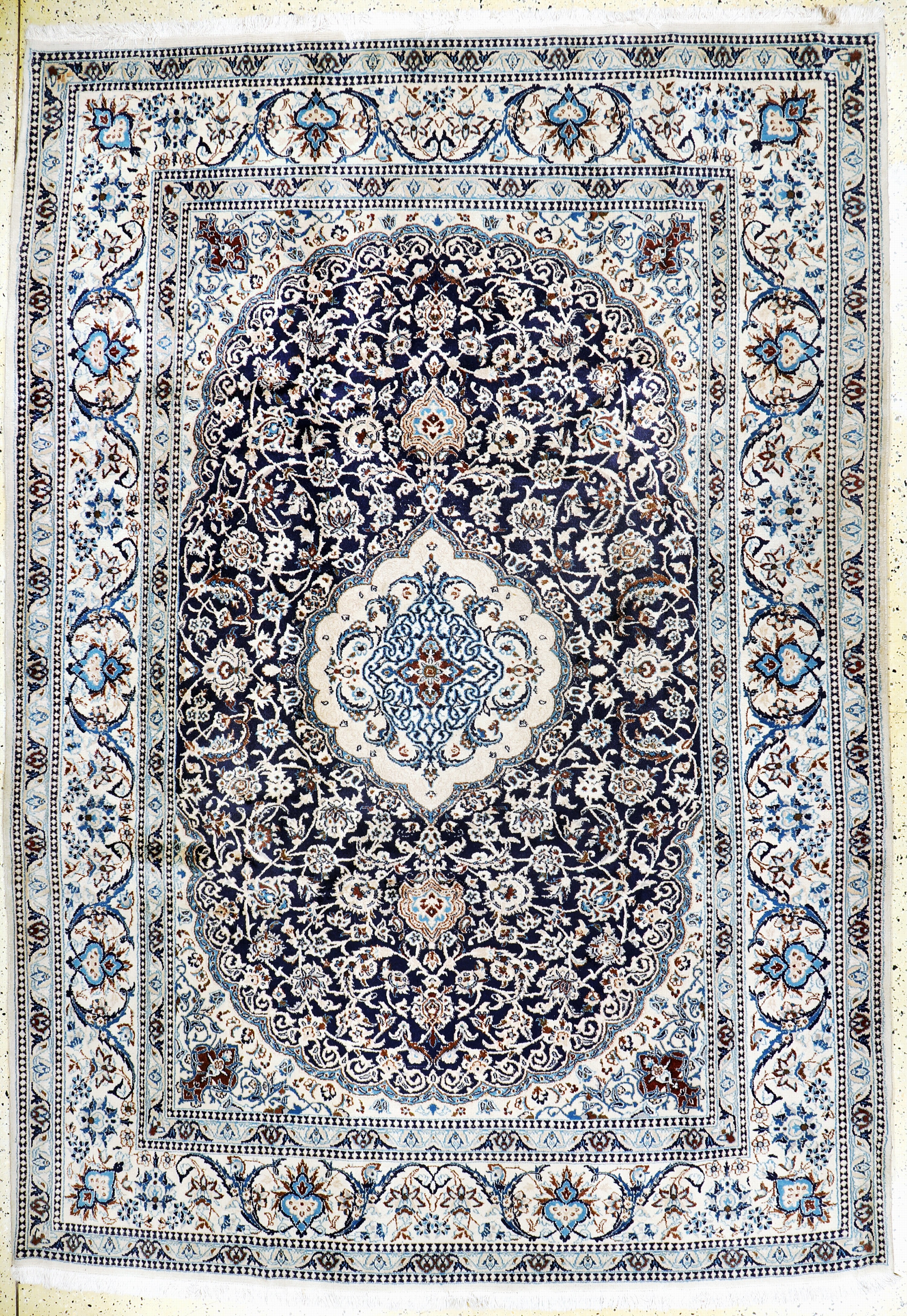 Image 27101475 - Nain, Persien, Ende 20.Jhd, Wolle auf Baumwolle, ca. 345 x 240 cm, ...