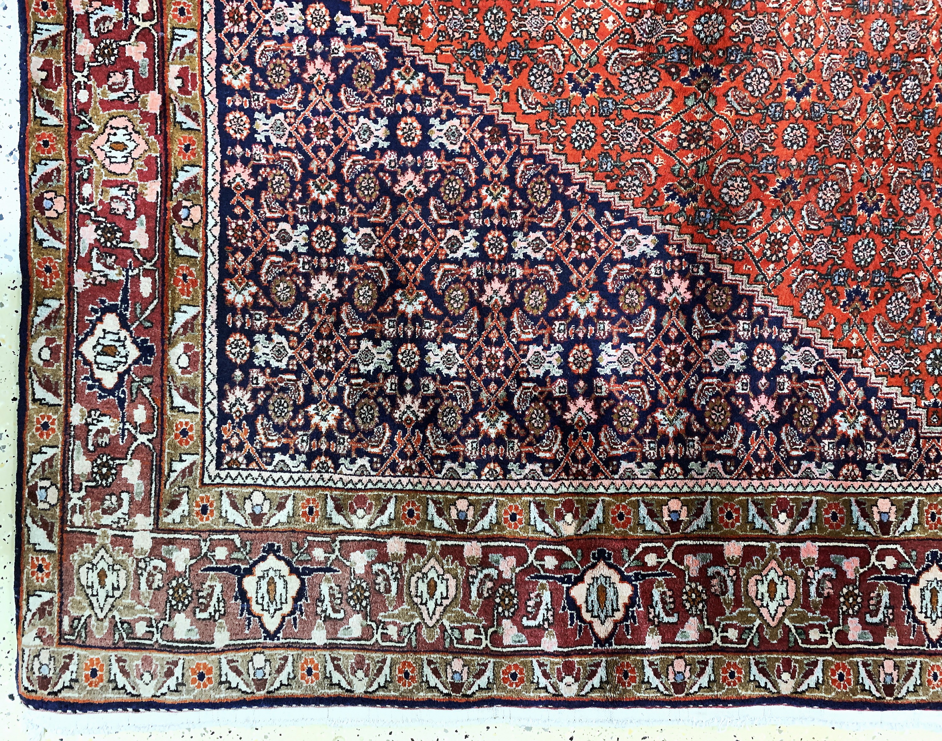 Detail b: Bidjar alt, Persien, Mitte 20.Jhd, Wolle auf Baumwolle, ca. 370 x 260 cm, EHZ: 2