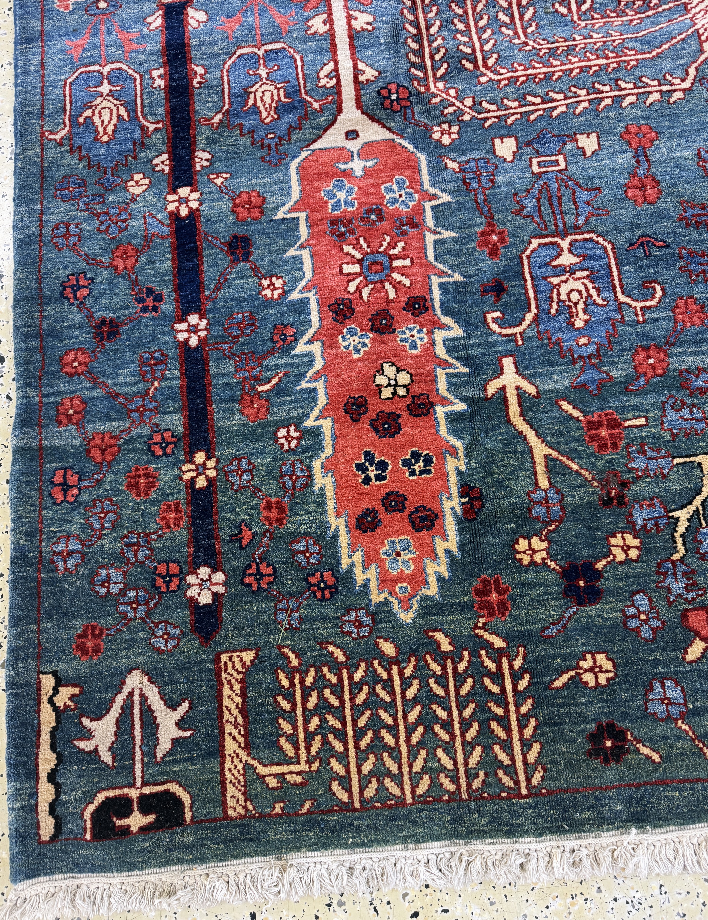 Detail h: Azeri Pflanzenfarben, Persien, Ende 20.Jhd,Wolle auf Baumwolle, ca. 360 x 270 cm, Mottenfraß, EHZ: 2