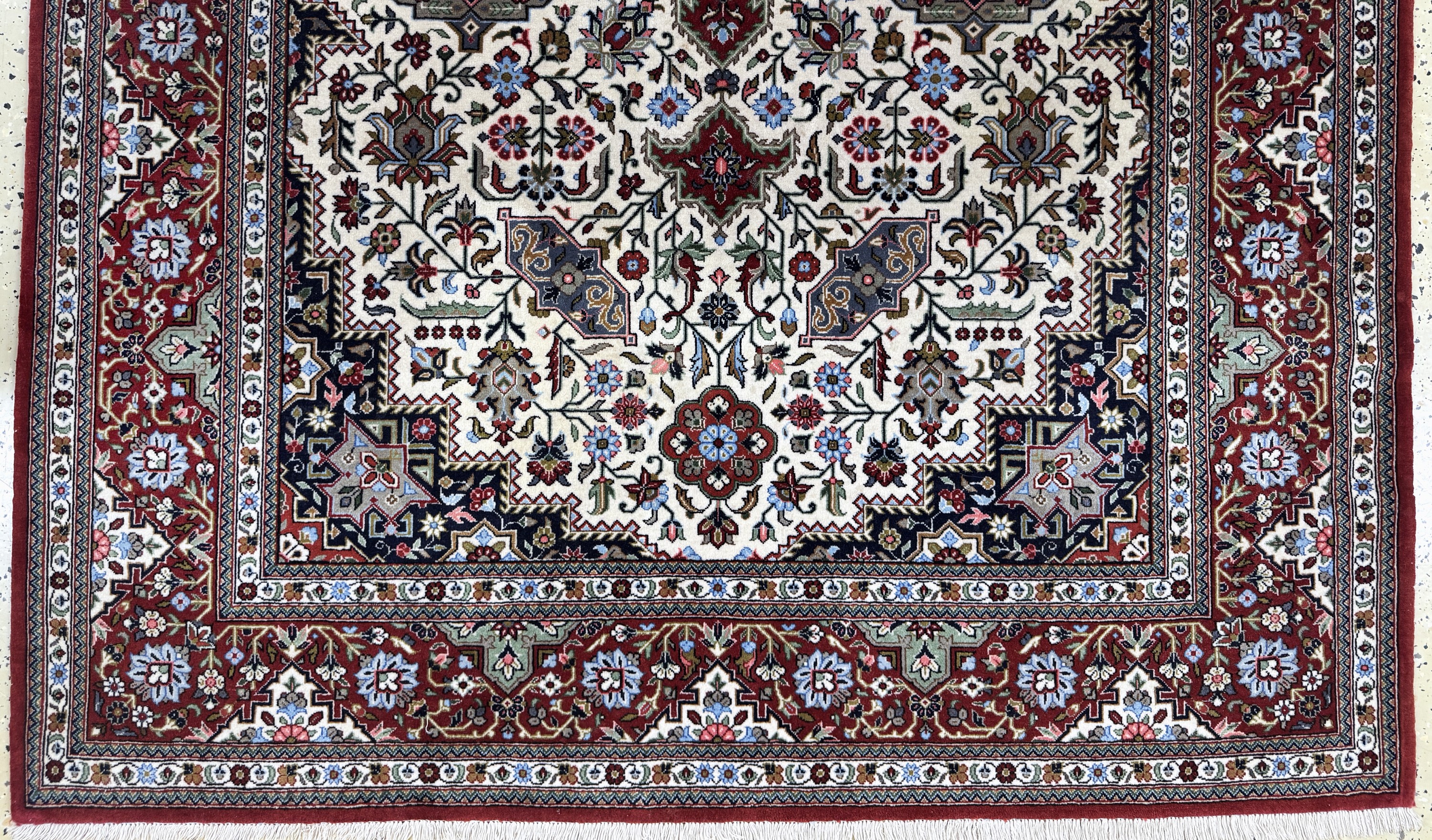 Detail c: Ghom Kork fein, Persien, Ende 20.Jhd, Korkwolle auf Baumwolle, ca. 208 x 135 cm, EHZ: 1-2