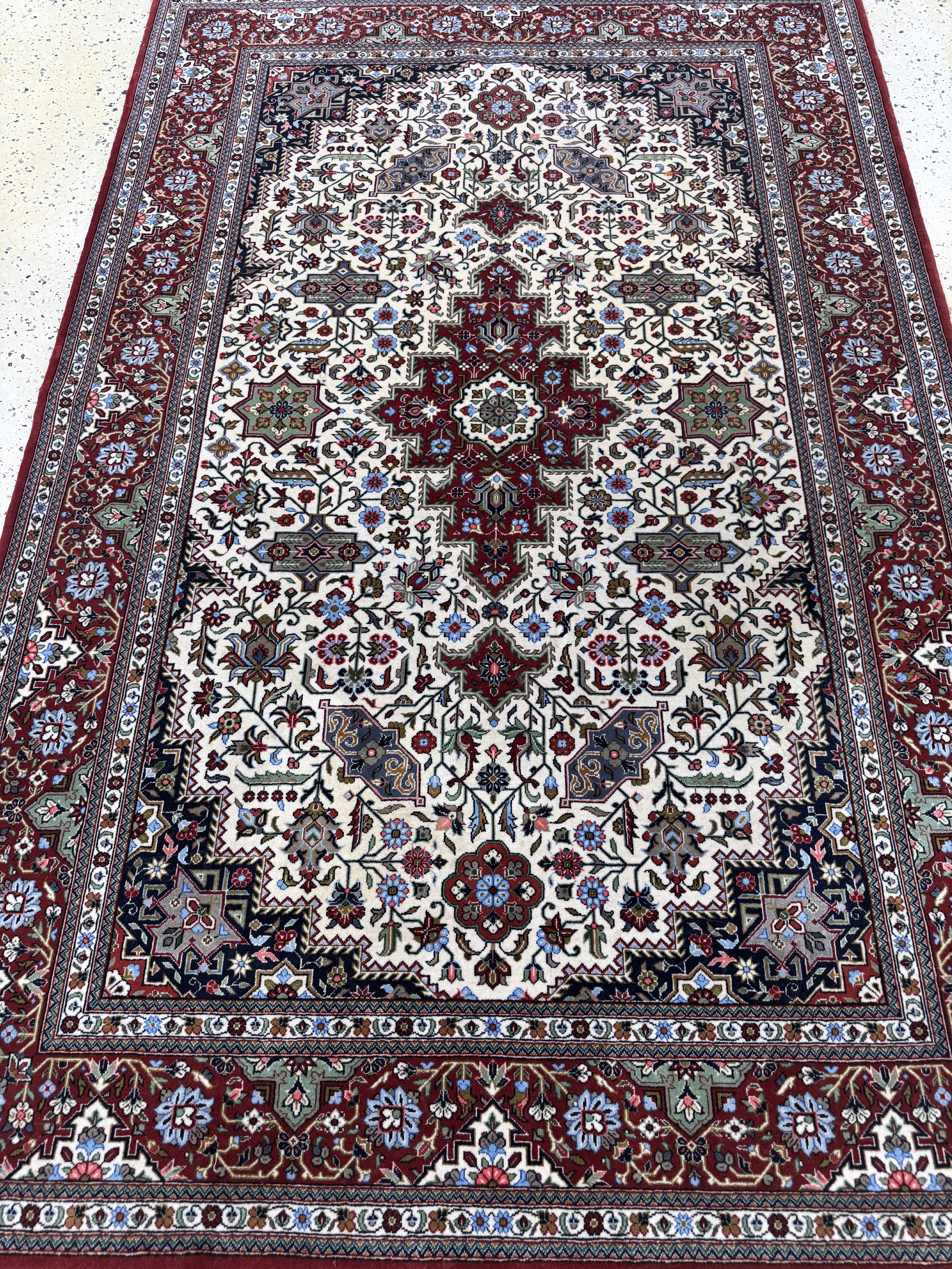 Detail d: Ghom Kork fein, Persien, Ende 20.Jhd, Korkwolle auf Baumwolle, ca. 208 x 135 cm, EHZ: 1-2
