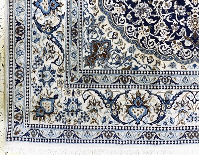 27101475b - Nain, Persien, Ende 20.Jhd, Wolle auf Baumwolle, ca. 345 x 240 cm, ...