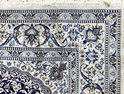 27101475f - Nain, Persien, Ende 20.Jhd, Wolle auf Baumwolle, ca. 345 x 240 cm, ...