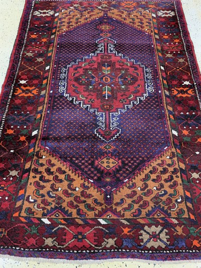 27101491d - Hamadan, Persia, mid-20th century, wool on cotton, approx. 205 x 137 cm, condition: 1-2. ...