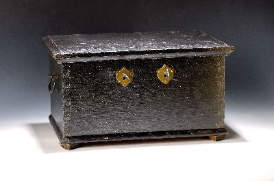 Image Kleine Dokumentenkassette/Geldkassette, um 1830-50, Weichholz, ...