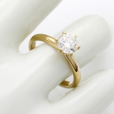 27101577a - Ring mit Brillantsolitär, GG 750/000, Brill.in 6er Krappenfassung 1.00 ct Weiß/si, RW ...