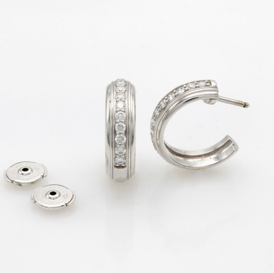 27102083a - Paar Halbcreolen ´Piaget´ mit Brillanten, WG 750/000, sign. u. nummeriert, 22 Brill. ...