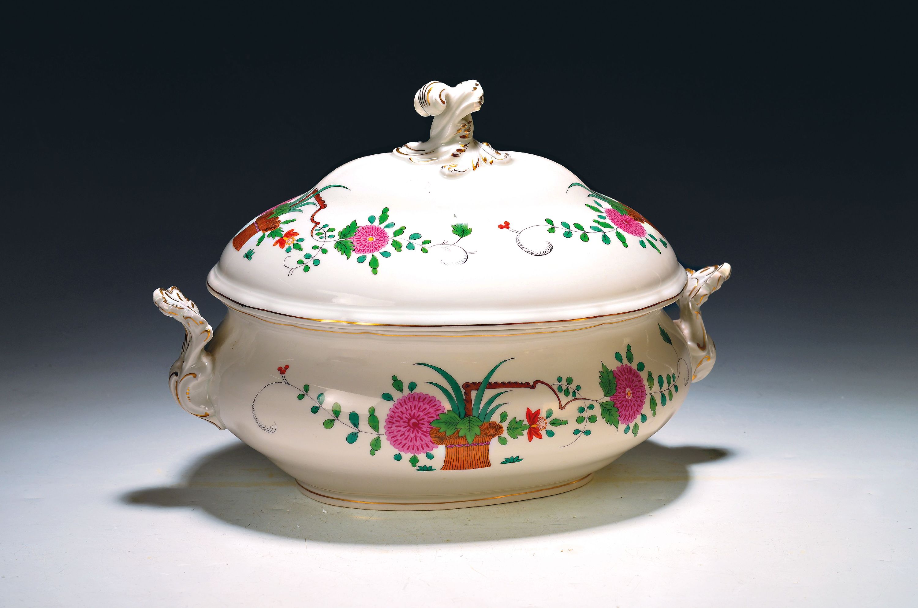 Image 27102198 - Deckelterrine, Meissen, 1924-33, Garbendekor, Porzellan, polychrom bemalt, Goldstaffage, ...