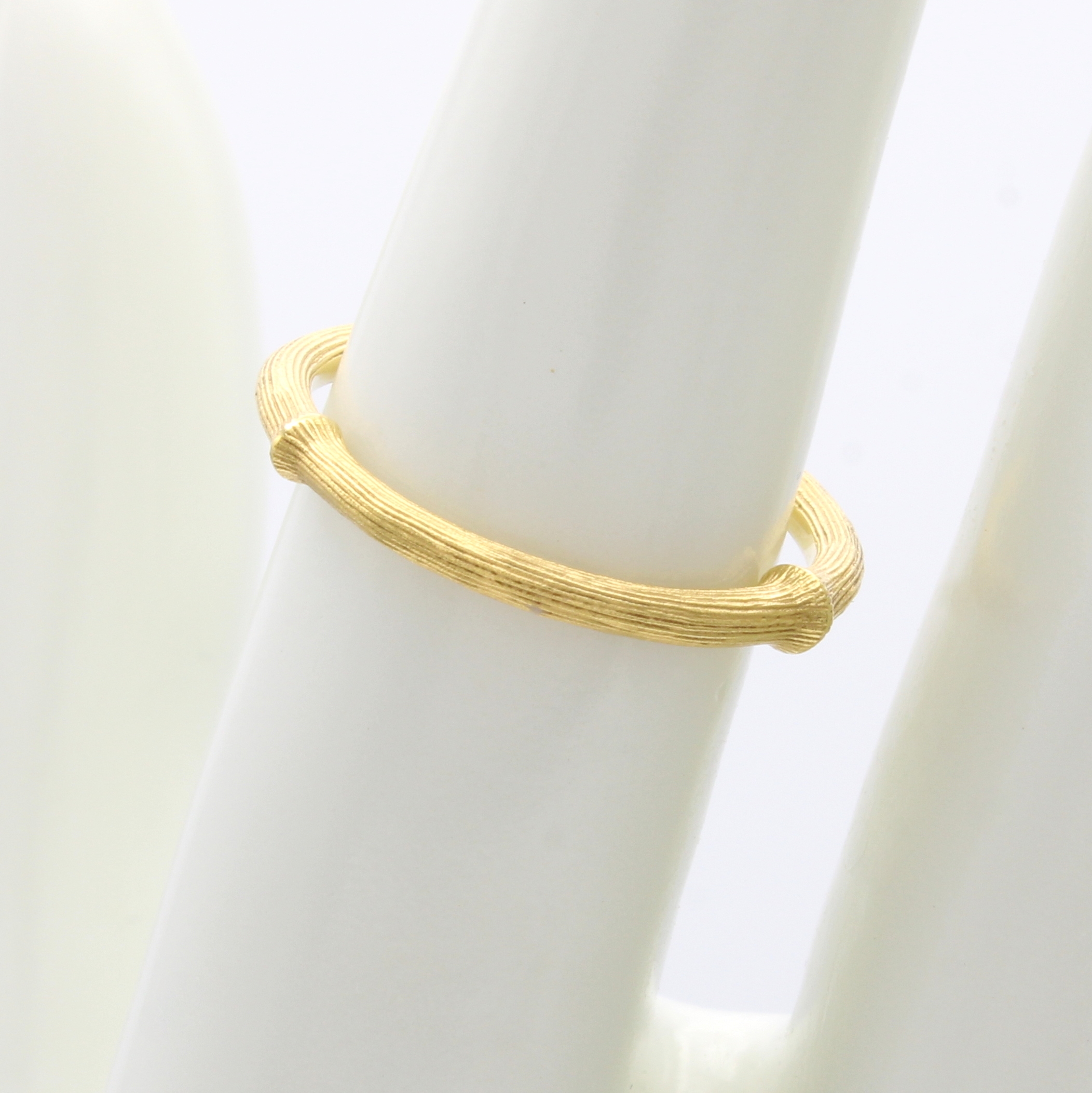 Image 27102458 - Ring ´Ole Lynggaard - Nature´, GG 750/000, , RW ca. 50.5, Orig. Etui u. Papiere, empf. ...