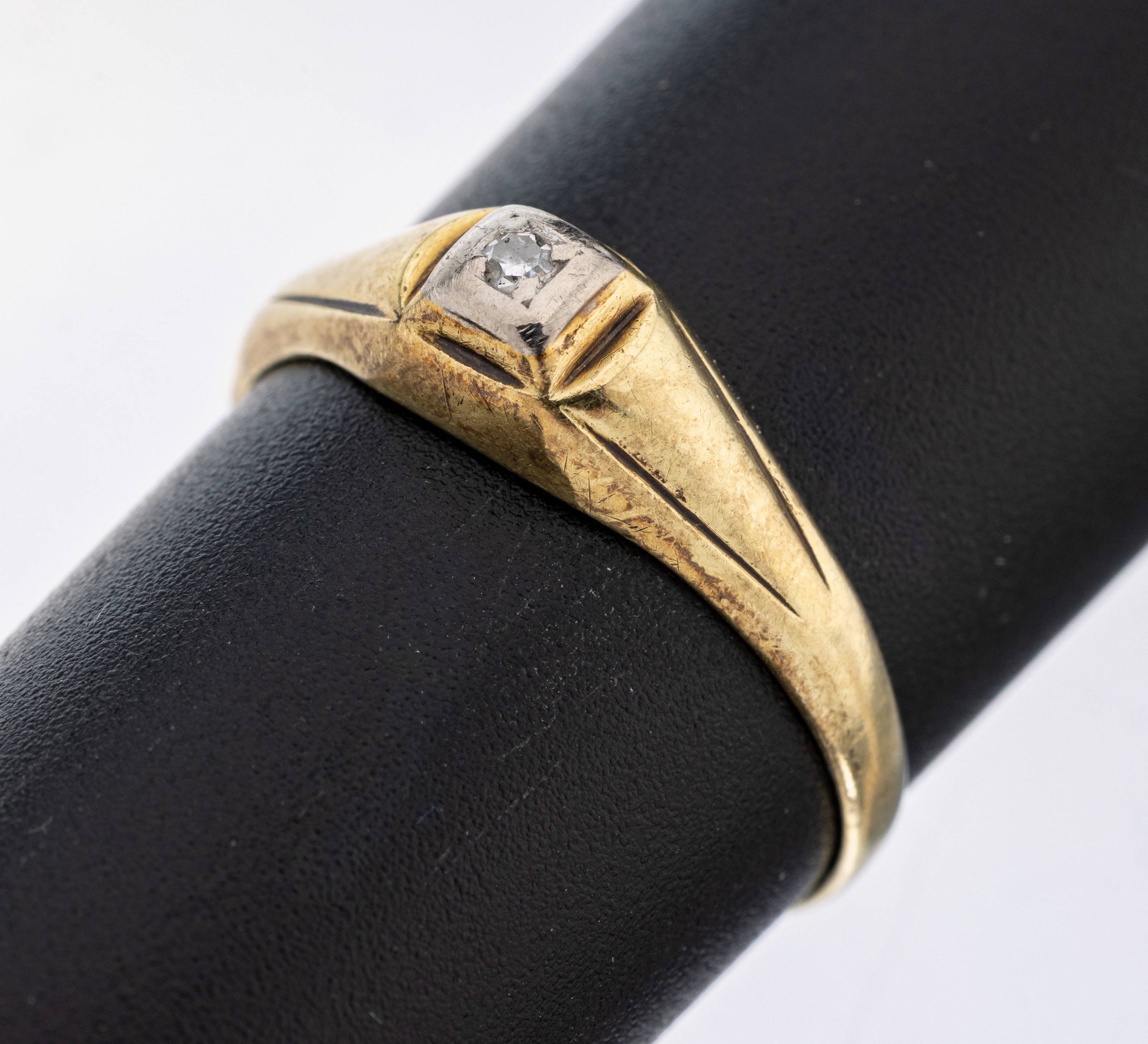 Image 27103223 - 14 kt Gold Diamant-Ring, GG 585/000, 8/8-Diamant ca. 0.02 ct Weiß/p, RW 58, ca. 1.7g