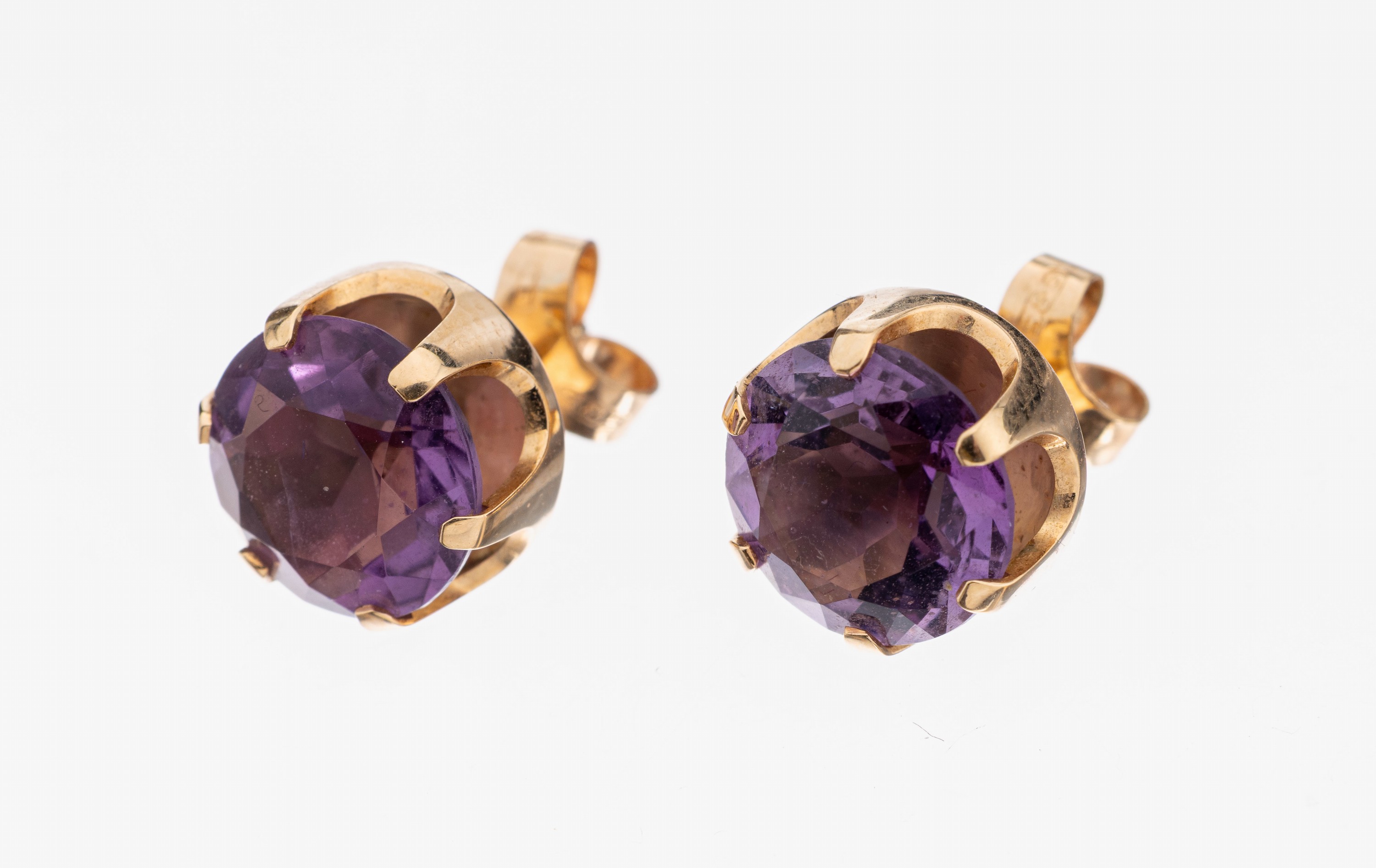 Image 27103436 - Paar 14 kt Gold Amethyst-Ohrstecker, RoseG 585/000, 2 rundfacett. Amethyste zus. ca. ...