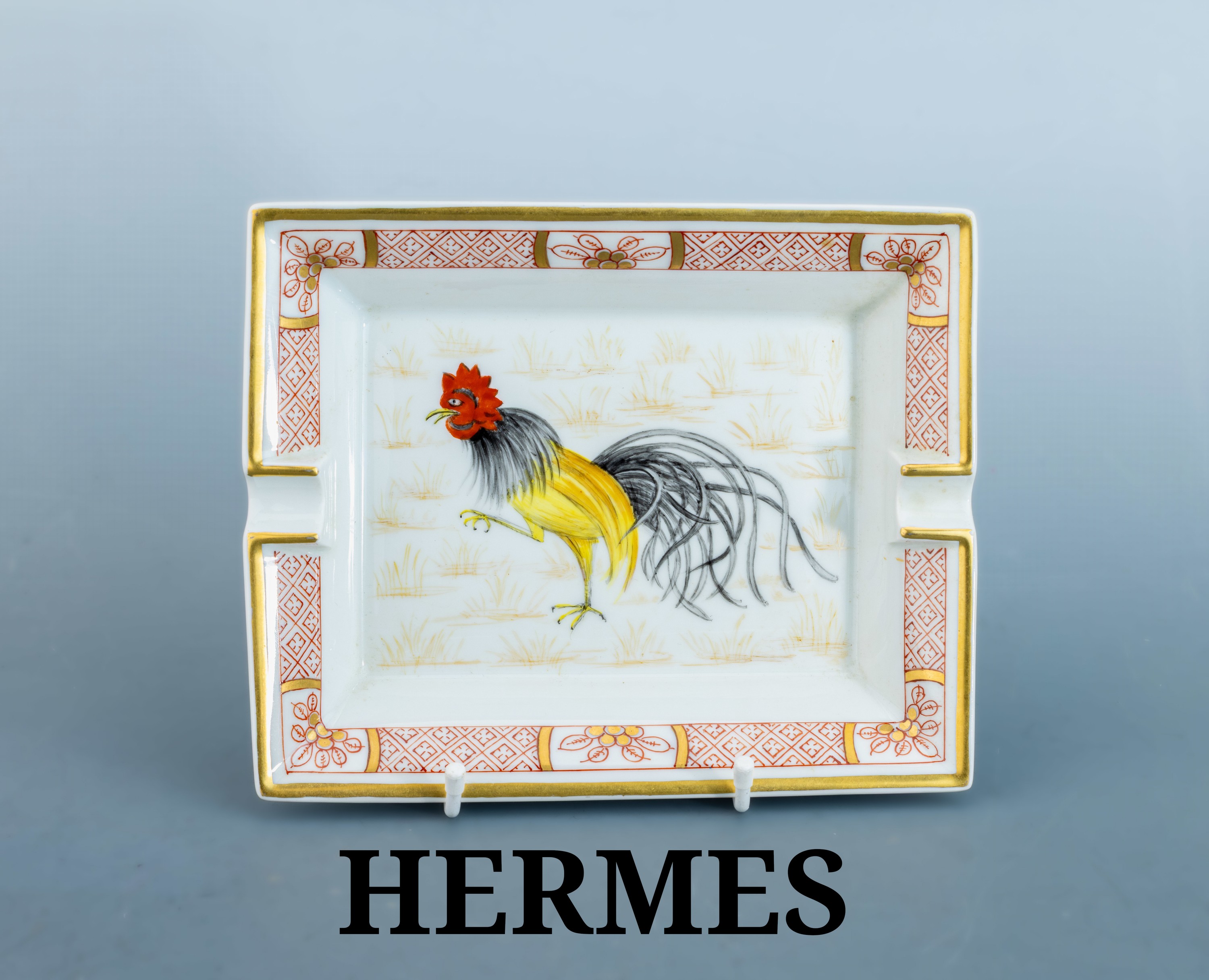 Image 27103467 - HERMES Aschenbecher, weißes Porzellan, polychromes Dekor, Darstellung eines Hahns, ...