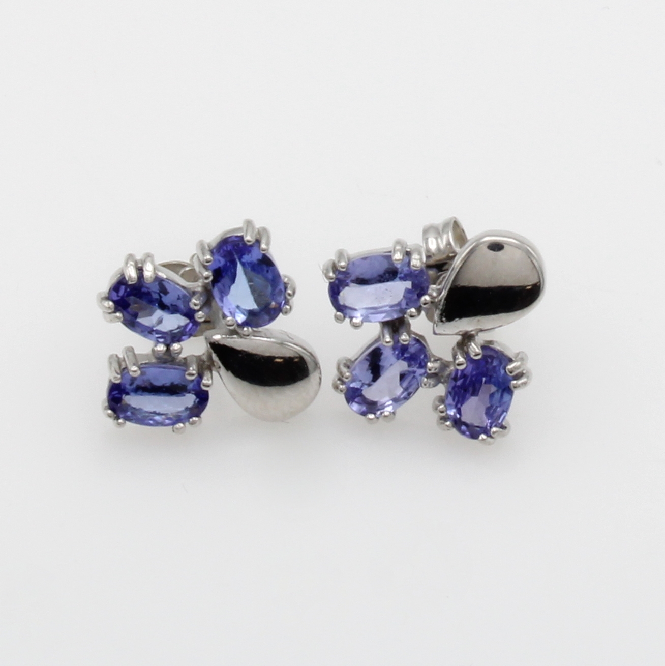 Image 27103489 - Paar Ohrstecker mit Tansaniten, WG 585/000, 6 Tansanite zus. ca. 3 ct Schätzpreis: ...