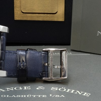 27103447c - A. LANGE & SÖHNE hochfeine Herrenarmbanduhr Modell Lange 1 in WG 750/000 Referenz ...
