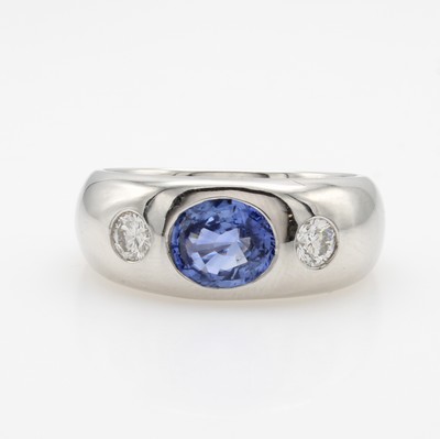 Image Ring mit Saphir und Brillanten, WG 750/000, ovaler Saphir ca. 2.58 ct, 2 Brill. zus. ca. ...