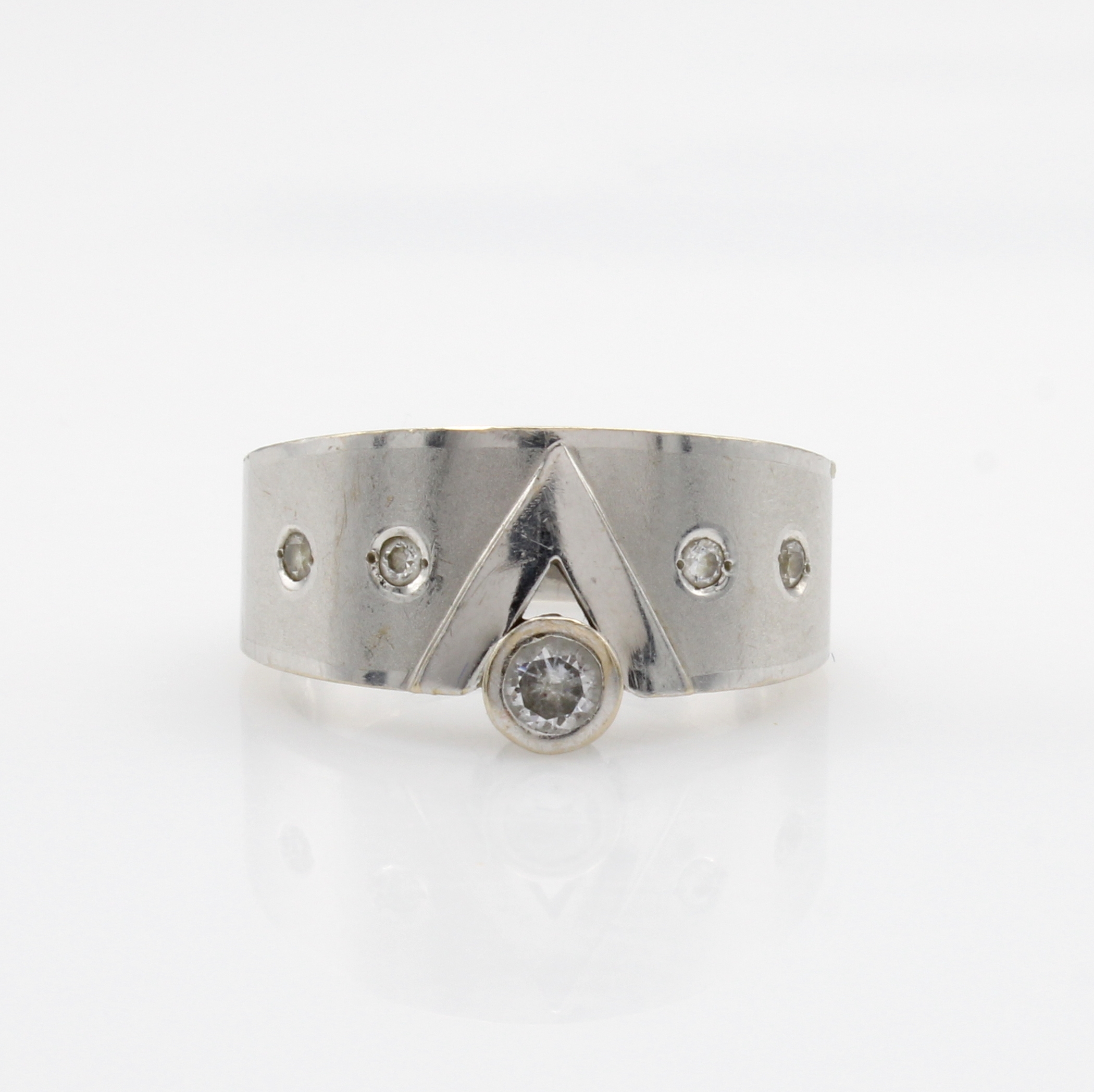 Image 27103535 - Ring mit Brillanten, WG 750/000, Brill. zus. ca. 0.18 ct Weiß/si, Ringkopf z.T. ...