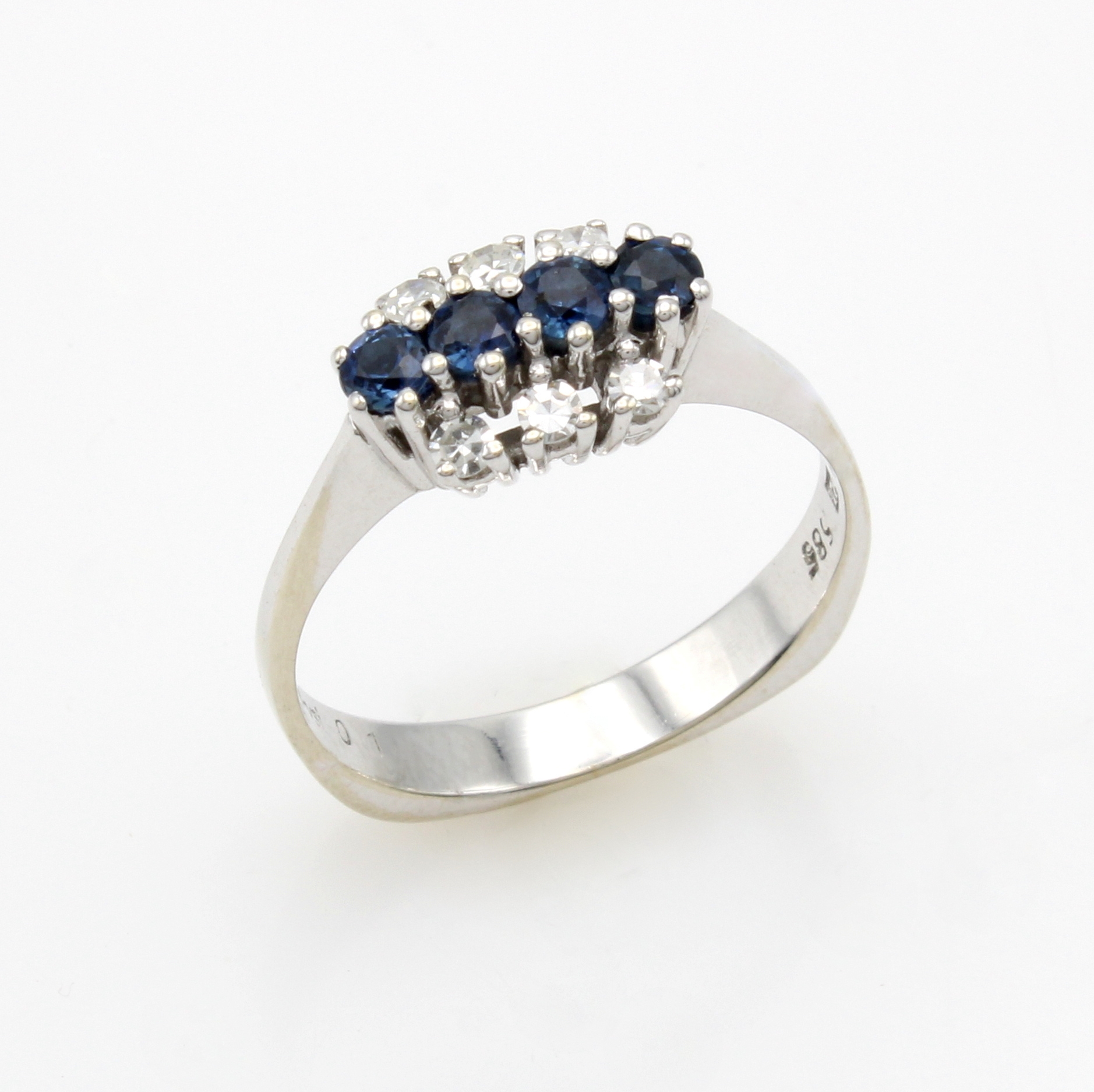 Image 27103565 - Ring mit Saphiren und Brillanten, WG 750/000, 4 fac. Saphire zus. ca. 0.60 ct, 6 Brill. ...