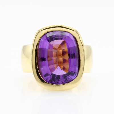 Image Ring mit Amethyst, GG 585/000, oval fac. Amethyst ca. 9.7 ct, RW ca. 53