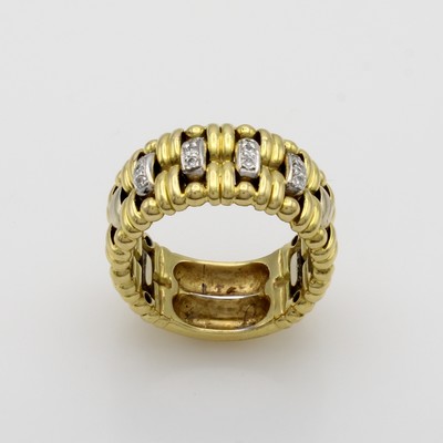 27103558a - Massiver Ring mit Brillanten, GG 750/000, gerilltes Design, Brill. zus. ca. 0,06 ct ...