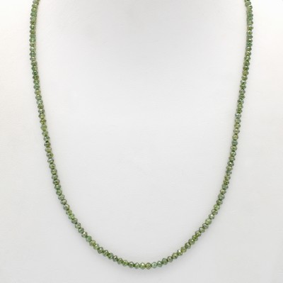 Image Diamantstrang, grüne Diamantlinsen (beh.) zus. ca. 35.85 ct, L. ca. 42 cm Schätzpreis: ...
