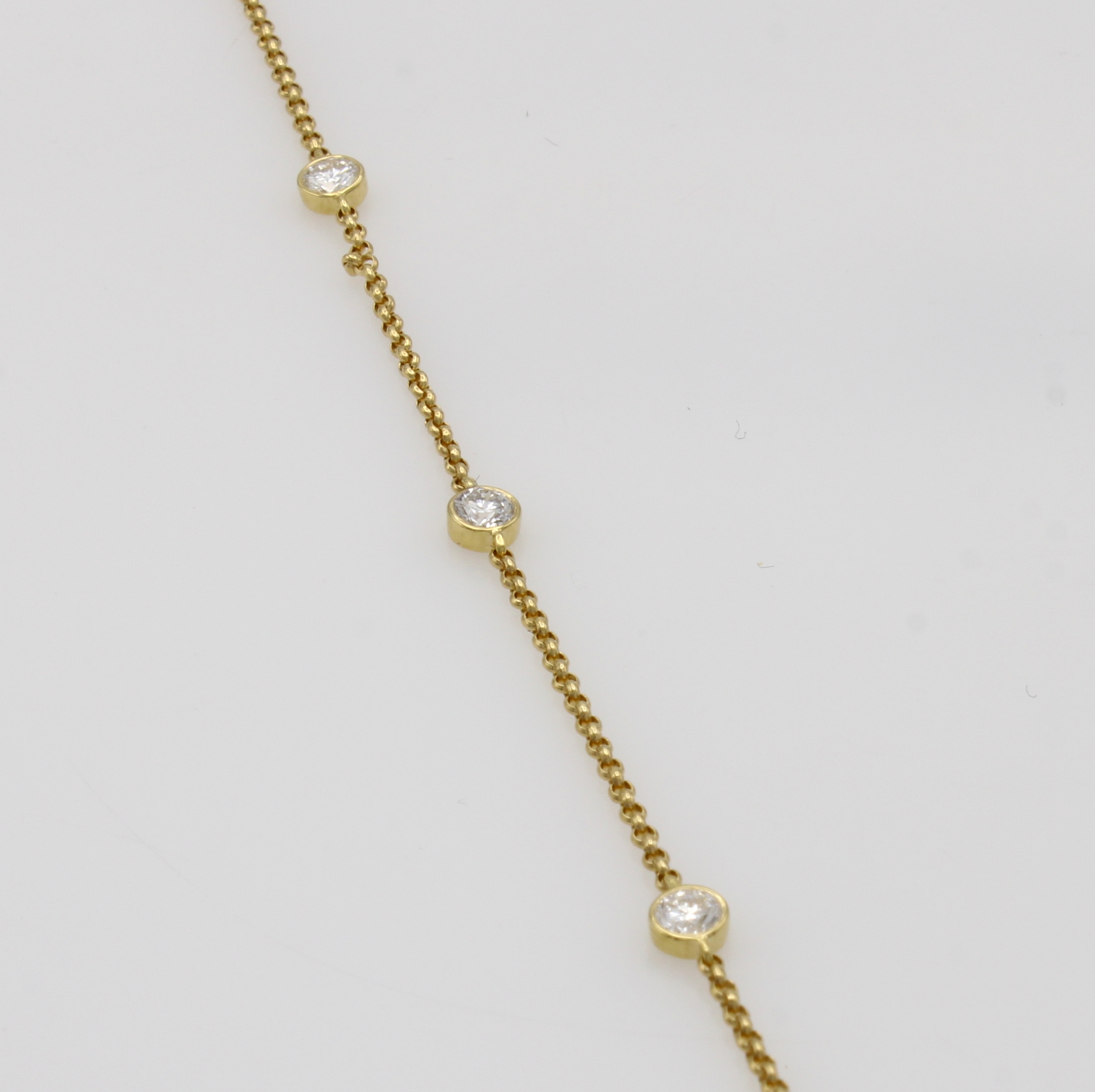 Image 27103865 - Armband mit Brillanten, GG 750/000, 4 Brill. in Zargenfassung zus. ca. 0.75 ct Weiß/si, ...