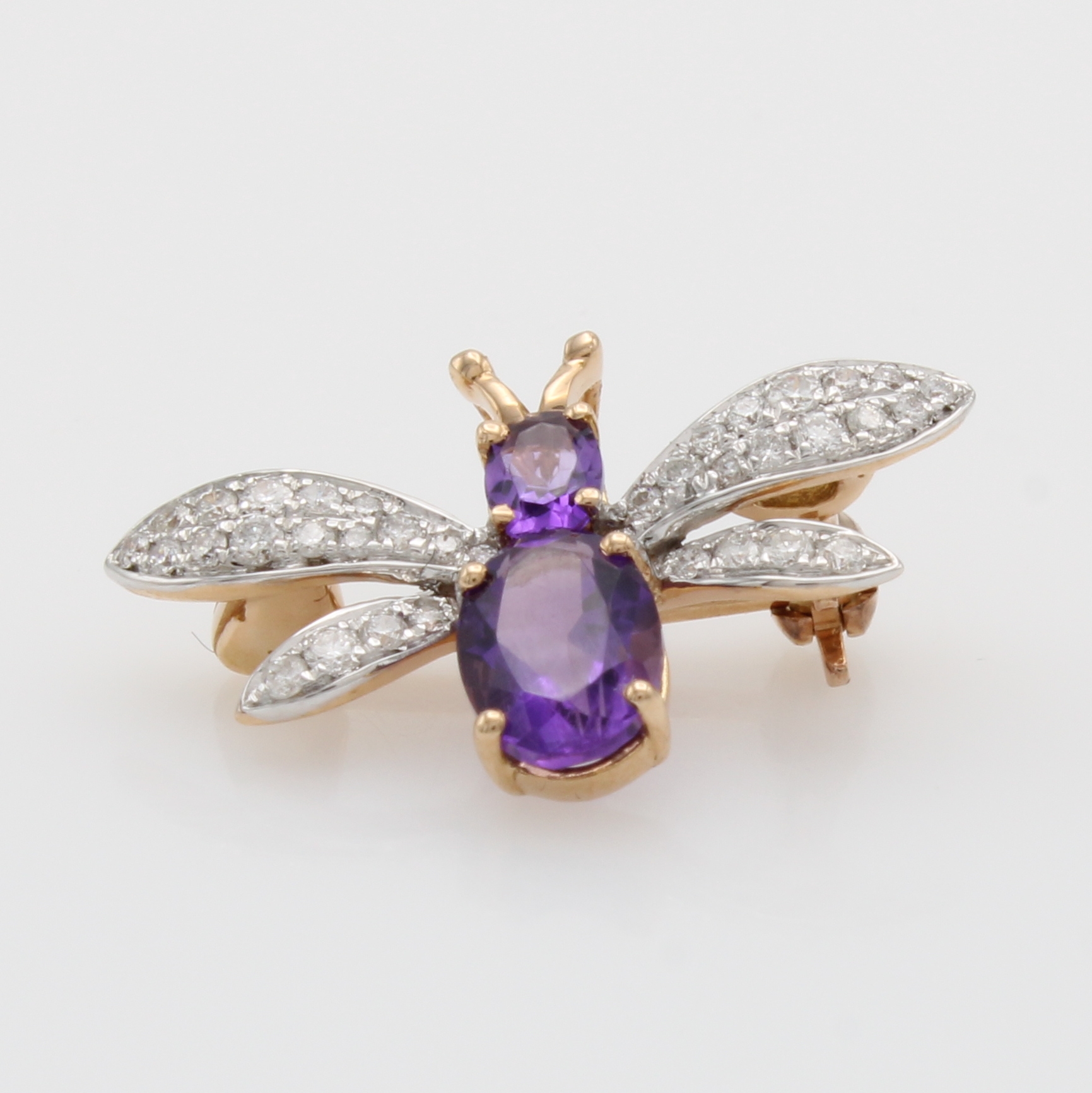 Image 27104113 - Brosche/Anhänger mit Brillanten und Amethysten, RoséG 750/000, 36 Brill. zus. ca. 0.20 ...