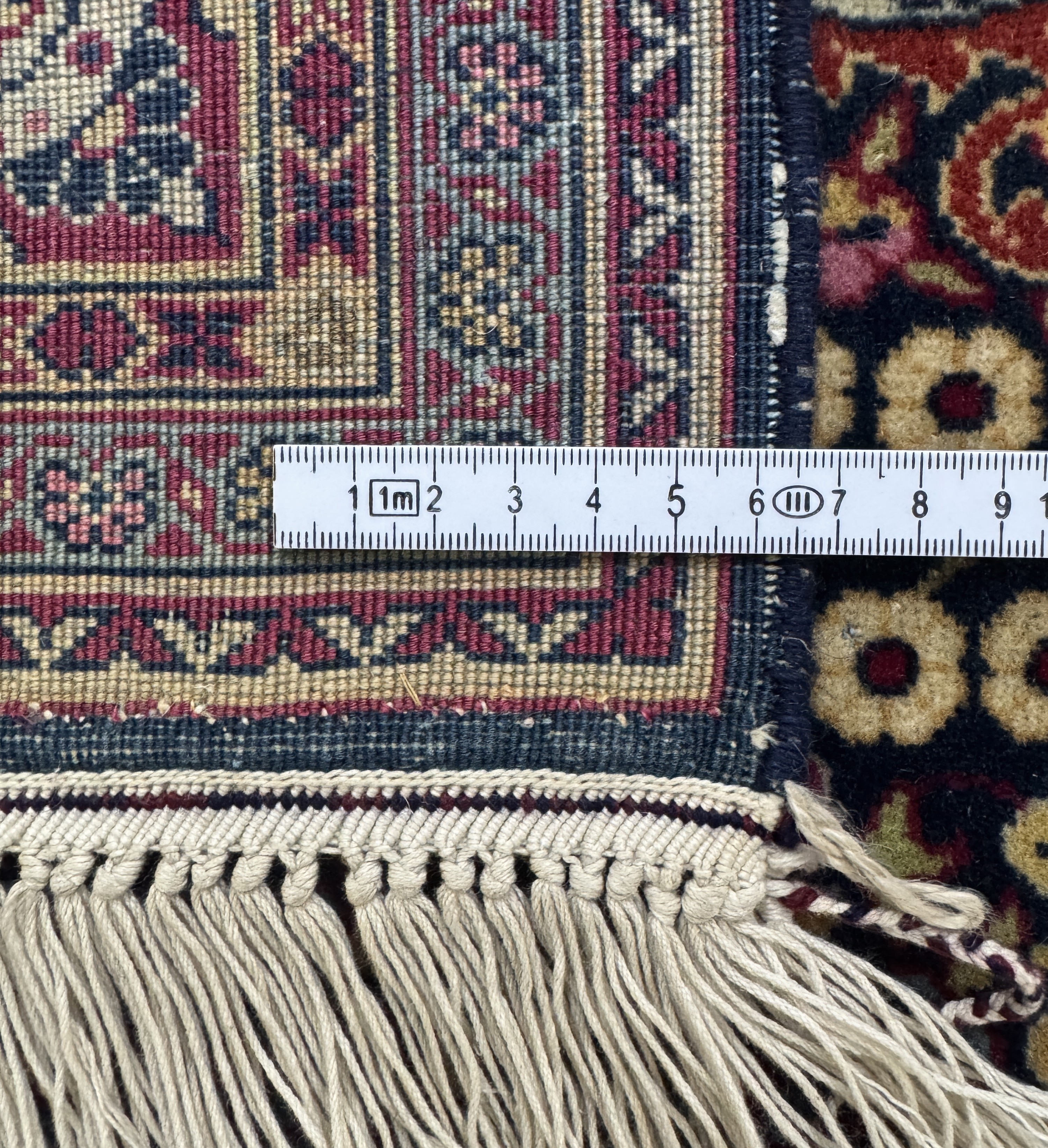 Detail i: Keschan"Dabir-Sanayeh"fein, signiert, Persien, Anfang 20.Jhd, Korkwolle auf Baumwolle, ca. 210 x 136 cm, fachkundig gereinigt, EHZ: 1-2, ...