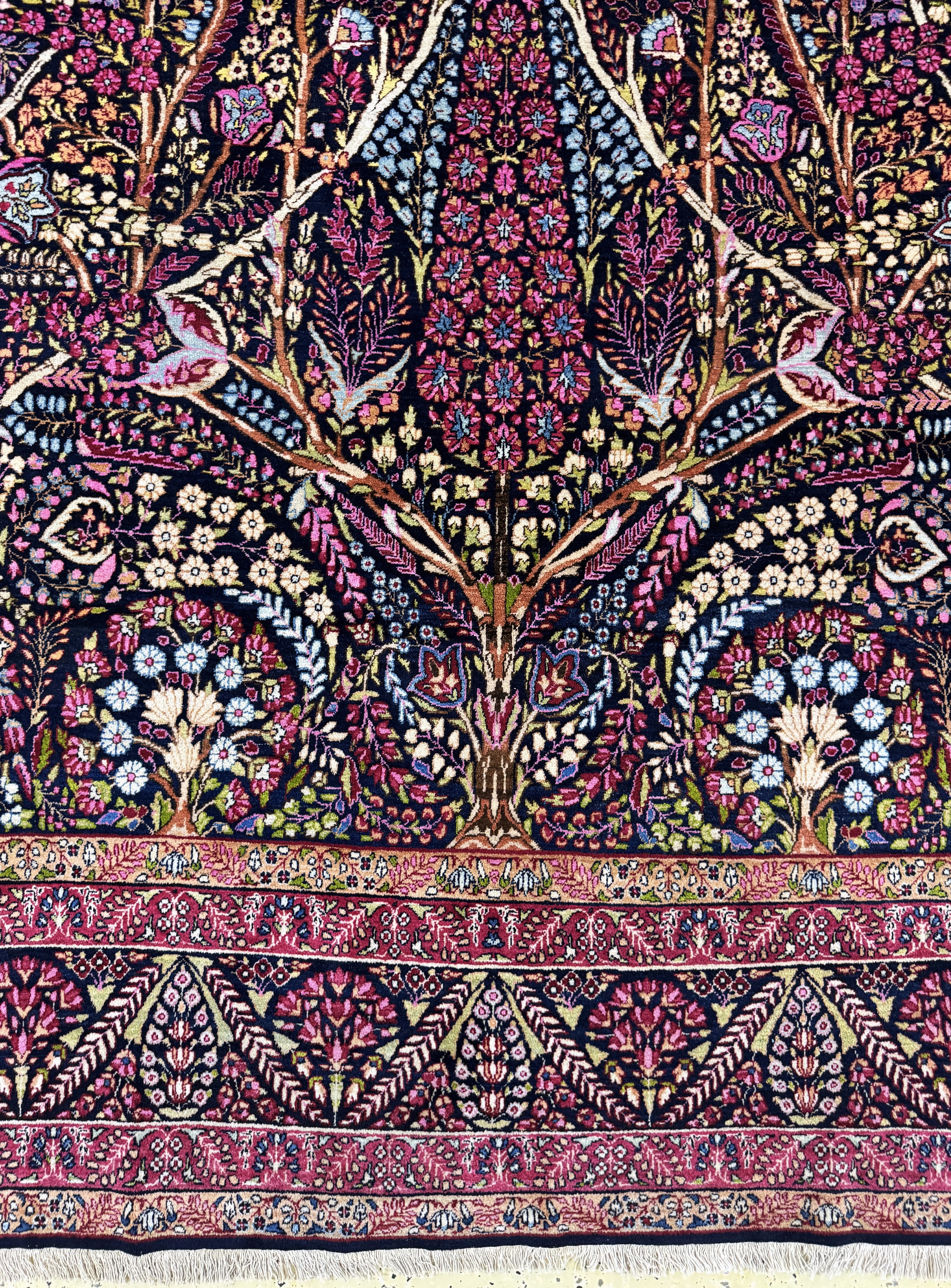 Detail c: Kerman"Mille Fleur"fein, Persien, Anfang 20.Jhd, Korkwolle auf Baumwolle, ca. 345 x 250cm, fachkundig gereinigt, EHZ: 1-2