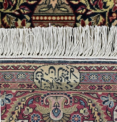 27104355f - Keschan´Dabir-Sanayeh´fein, signiert, Persien, Anfang 20.Jhd, Korkwolle auf Baumwolle, ...