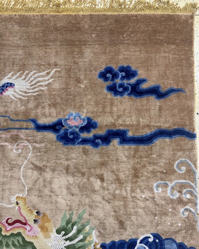 27104363b - Seltene´Drachen-Teppich´Seide, Peking, China, Anfang 20.Jhd, reine Naturseide, ca. 367 ...