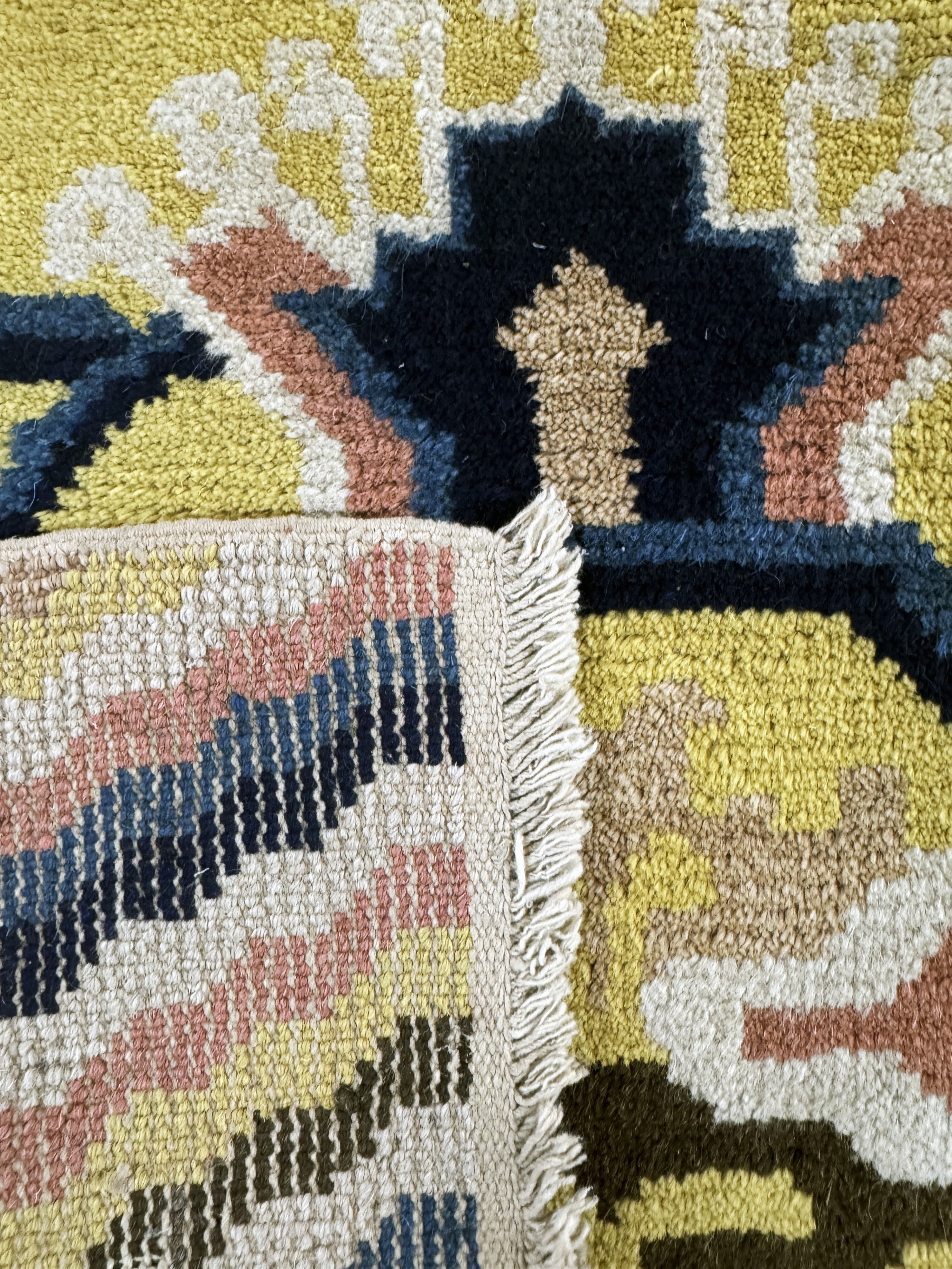 Detail e: "Säulenteppich"antik, chinesisch/mongolisch, um 1900, Wolle auf Baumwolle, ca. 175 x 80 cm, EHZ: 2