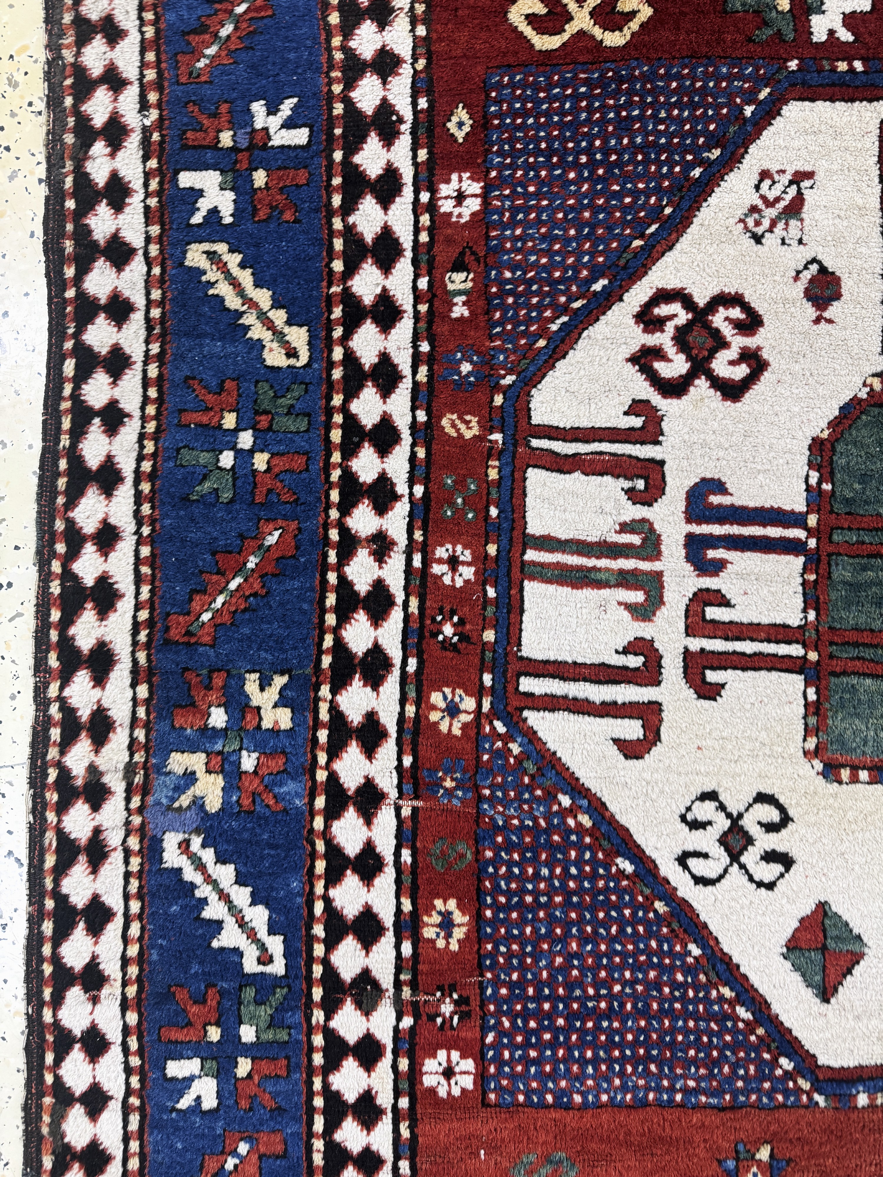 Detail c: "Karachoph"Kazak antik, Kaukasus, 19.Jhd, Wolle auf Wolle, ca. 210 x 165 cm, EHZ: 2-3