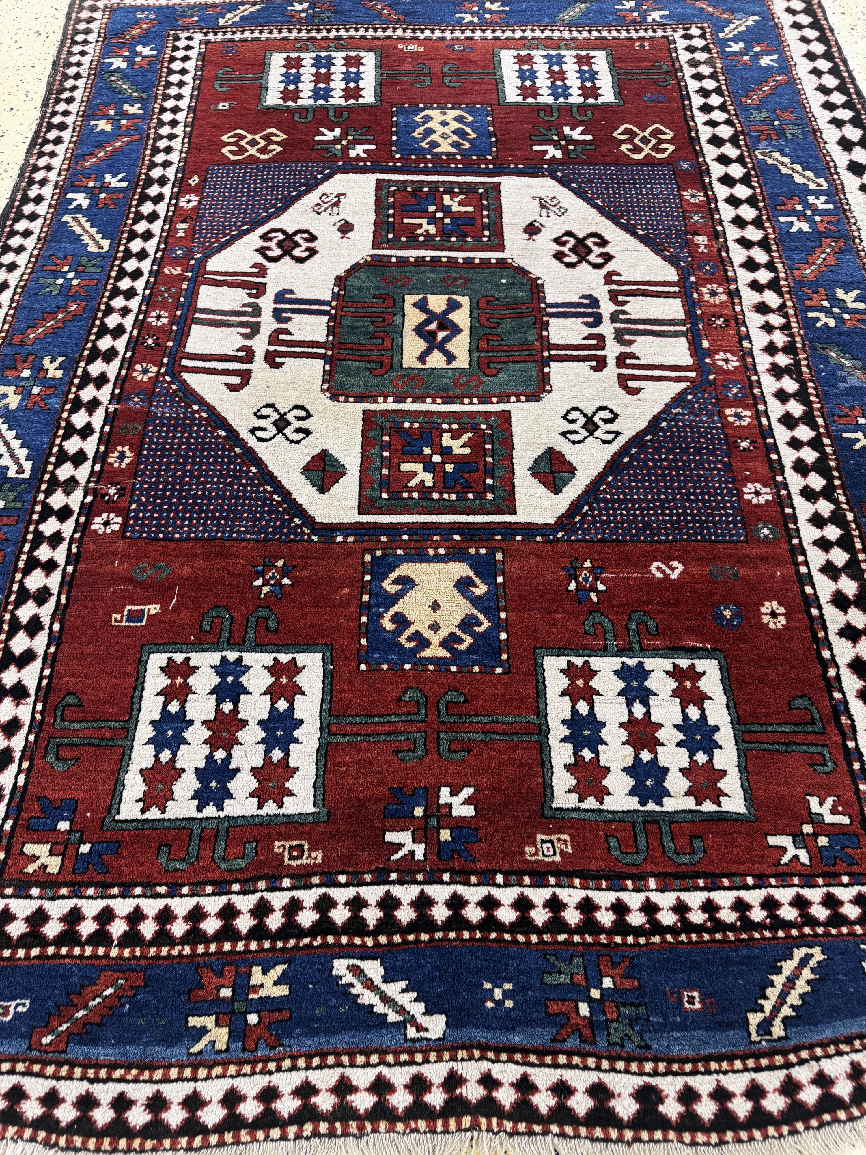 Detail i: "Karachoph"Kazak antik, Kaukasus, 19.Jhd, Wolle auf Wolle, ca. 210 x 165 cm, EHZ: 2-3