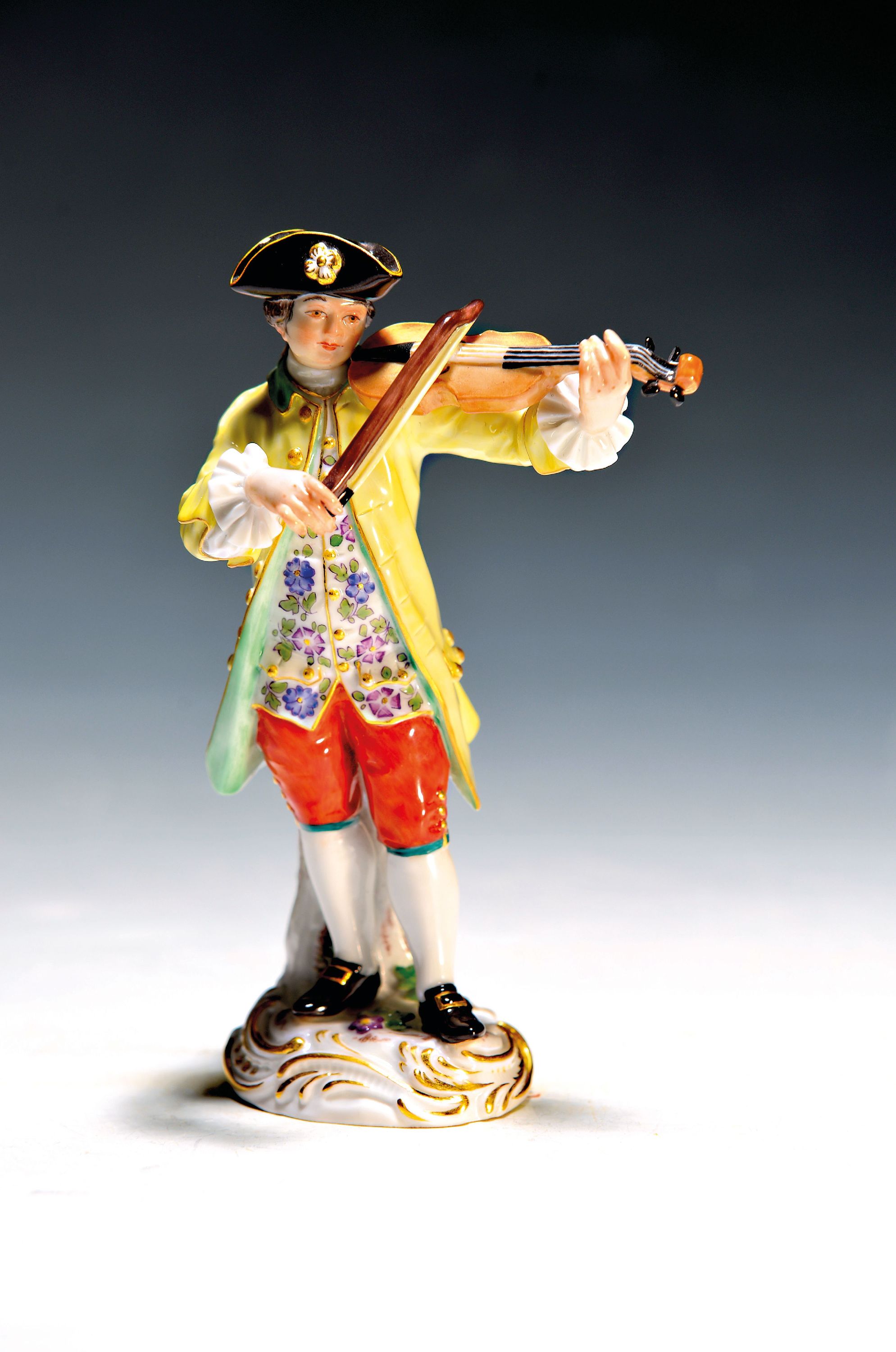 Image 27104454 - Porzellanfigur, Meissen, 2. Hälfte 20. Jh., Violinenspieler, aus der galanten Kapelle, ...