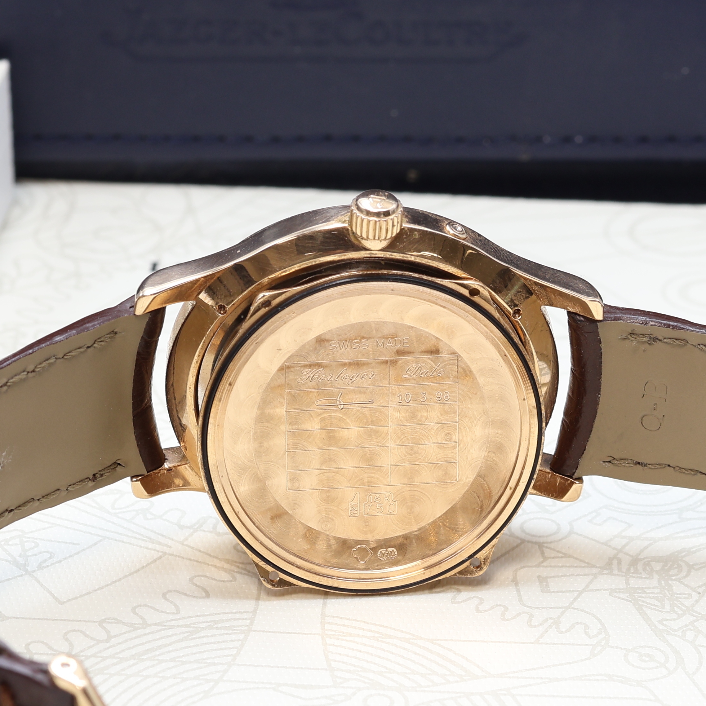 Detail i: Jaeger-LeCoultre Master Control Herrenarmbanduhr in RG 750/000 Referenz 140.2.93, Schweiz verk. lt. beil. Pap. 03/1998, Automatik, orig. Lederband m. ...