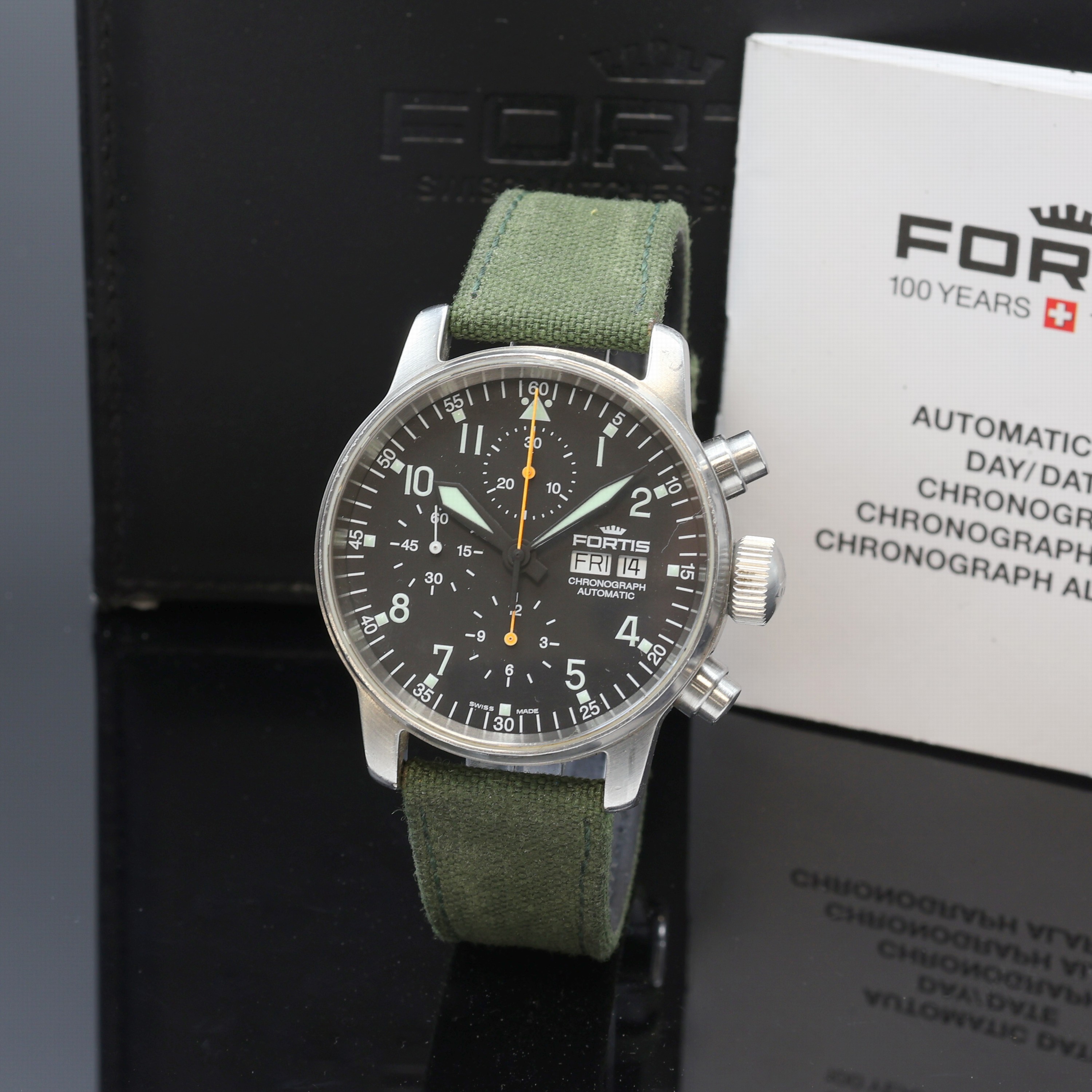 Image 27104553 - FORTIS Flieger Armbandchronograph Referenz 597.11.141, Schweiz um 2000, Automatik, ...